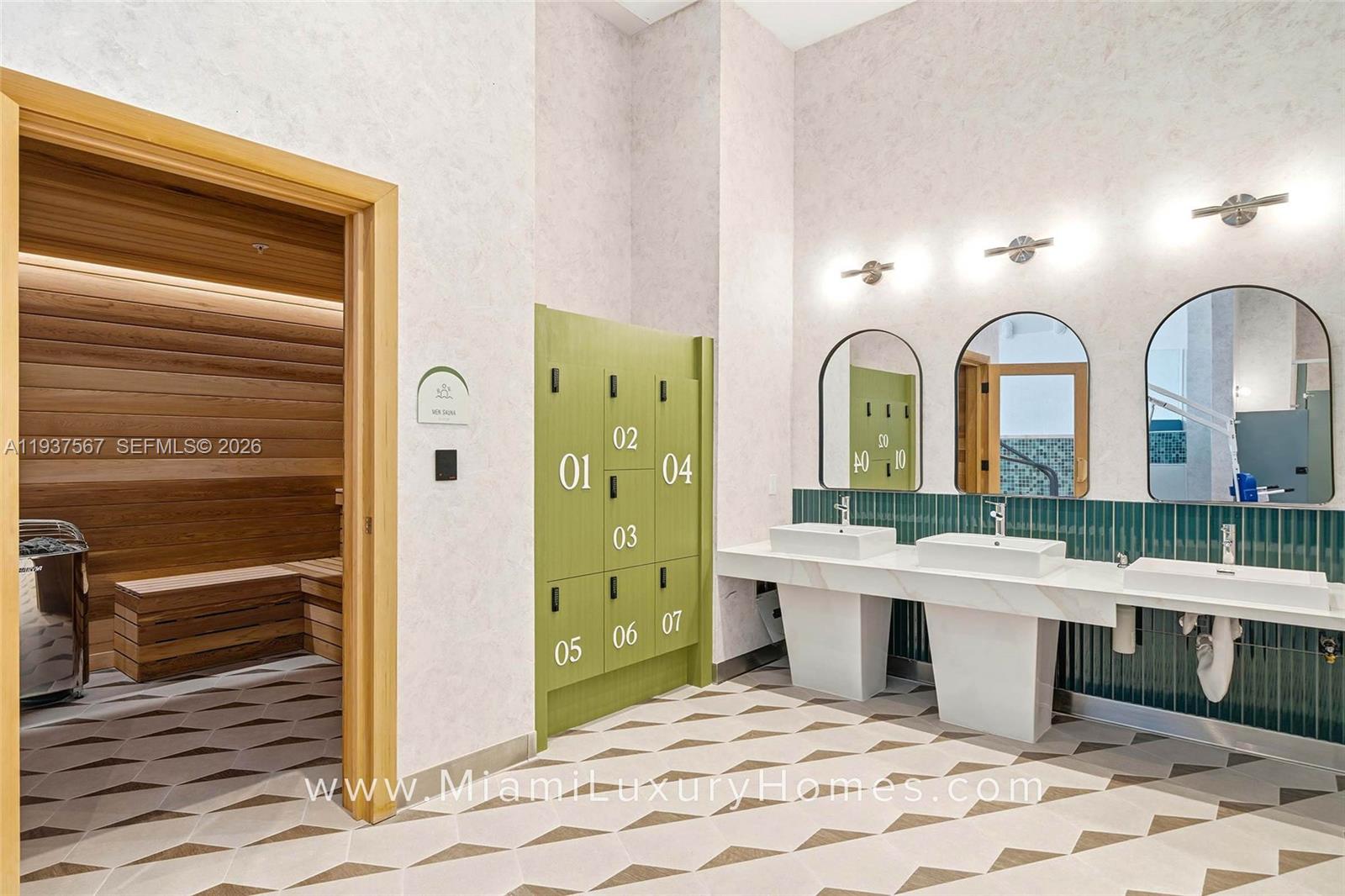 11 NE 6th St #709 Miami, FL 33132