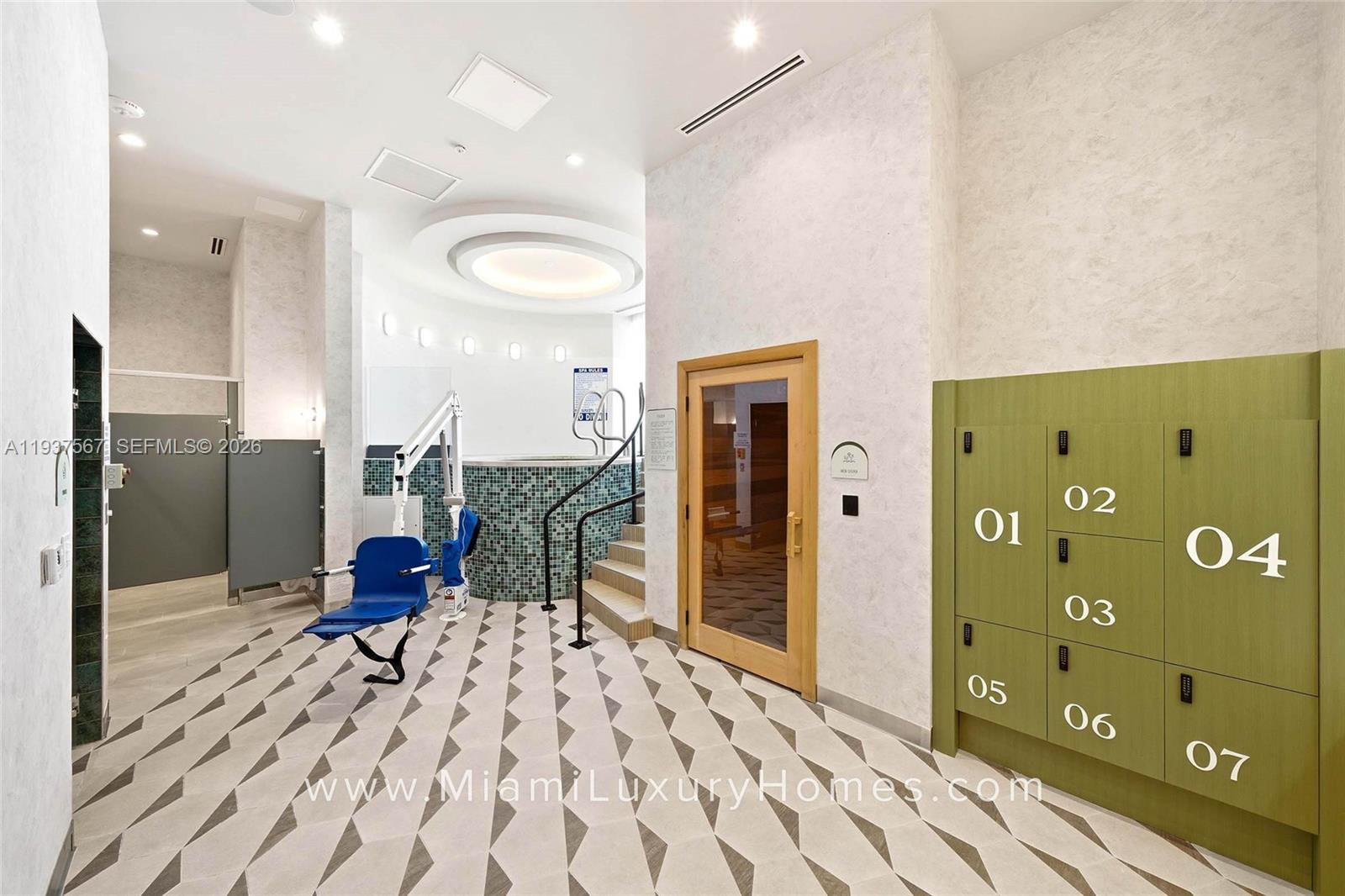 11 NE 6th St #709 Miami, FL 33132