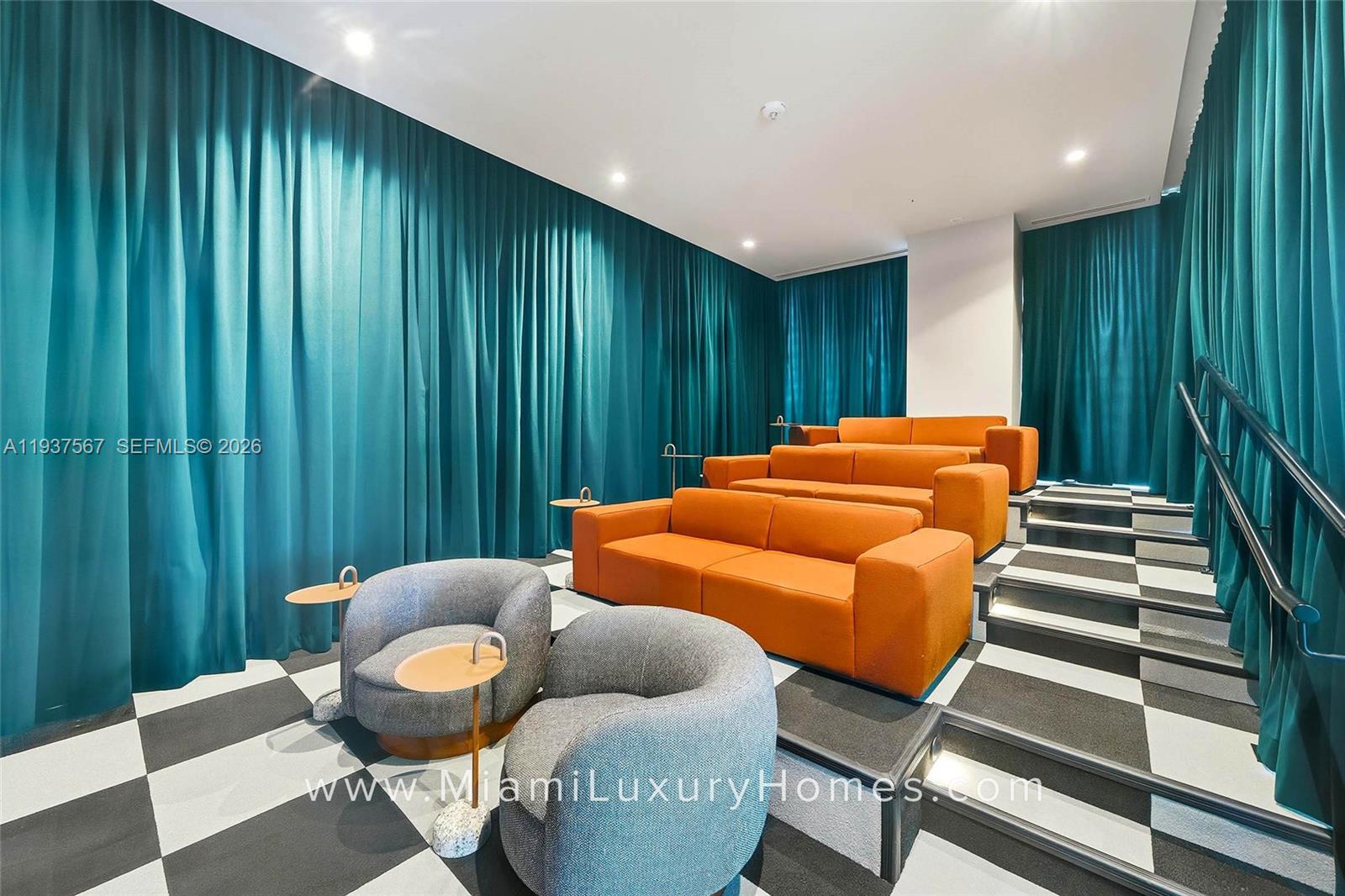 11 NE 6th St #709 Miami, FL 33132