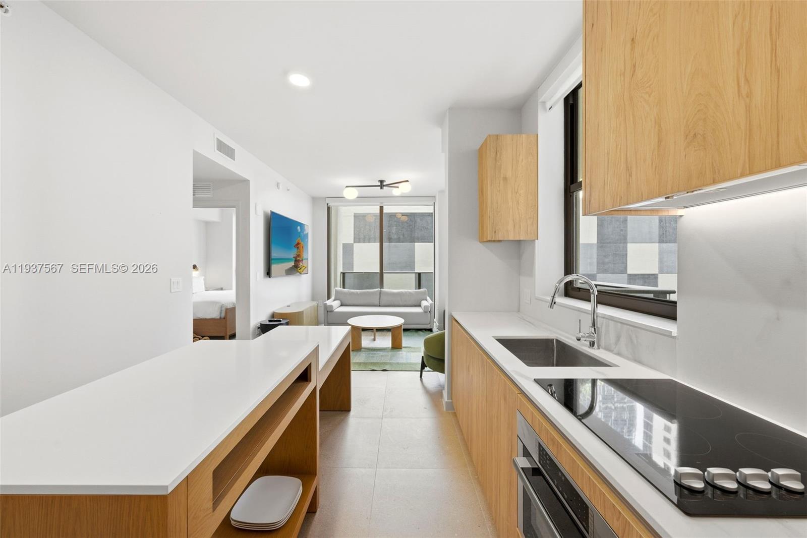 11 NE 6th St #709 Miami, FL 33132