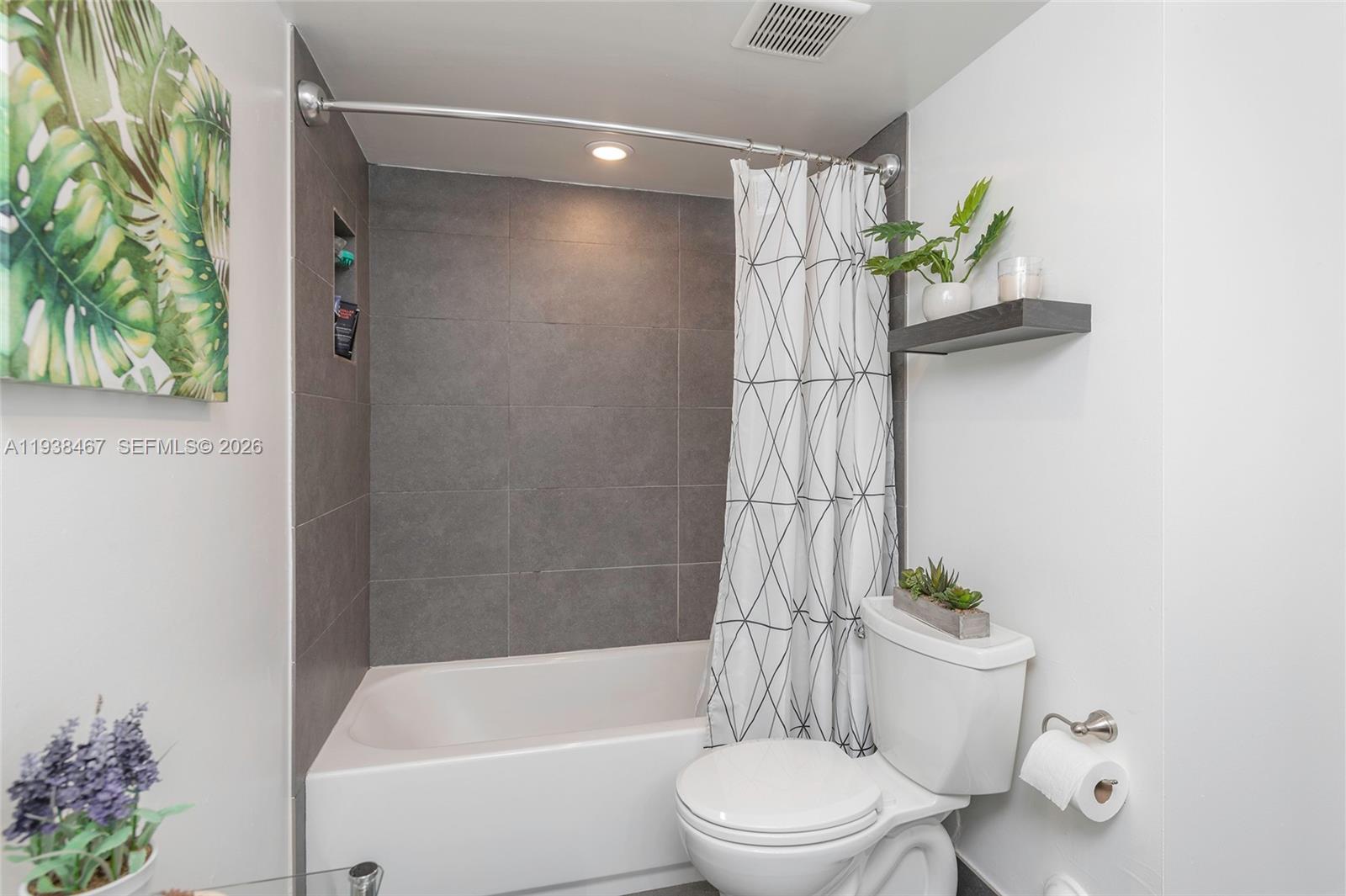 15761 SW 137th Ave #104 Miami, FL 33177