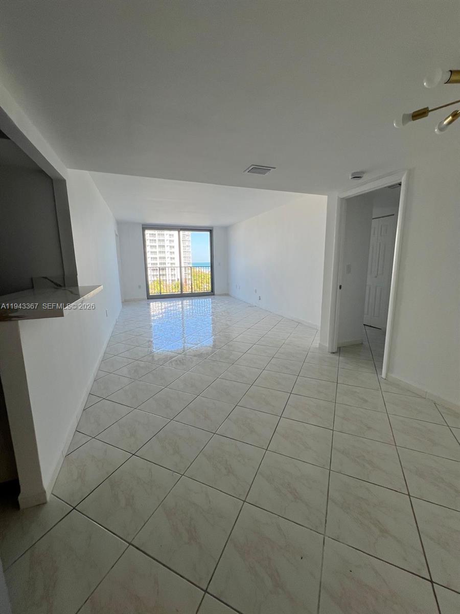 9273 Collins Ave #607 Surfside, FL 33154