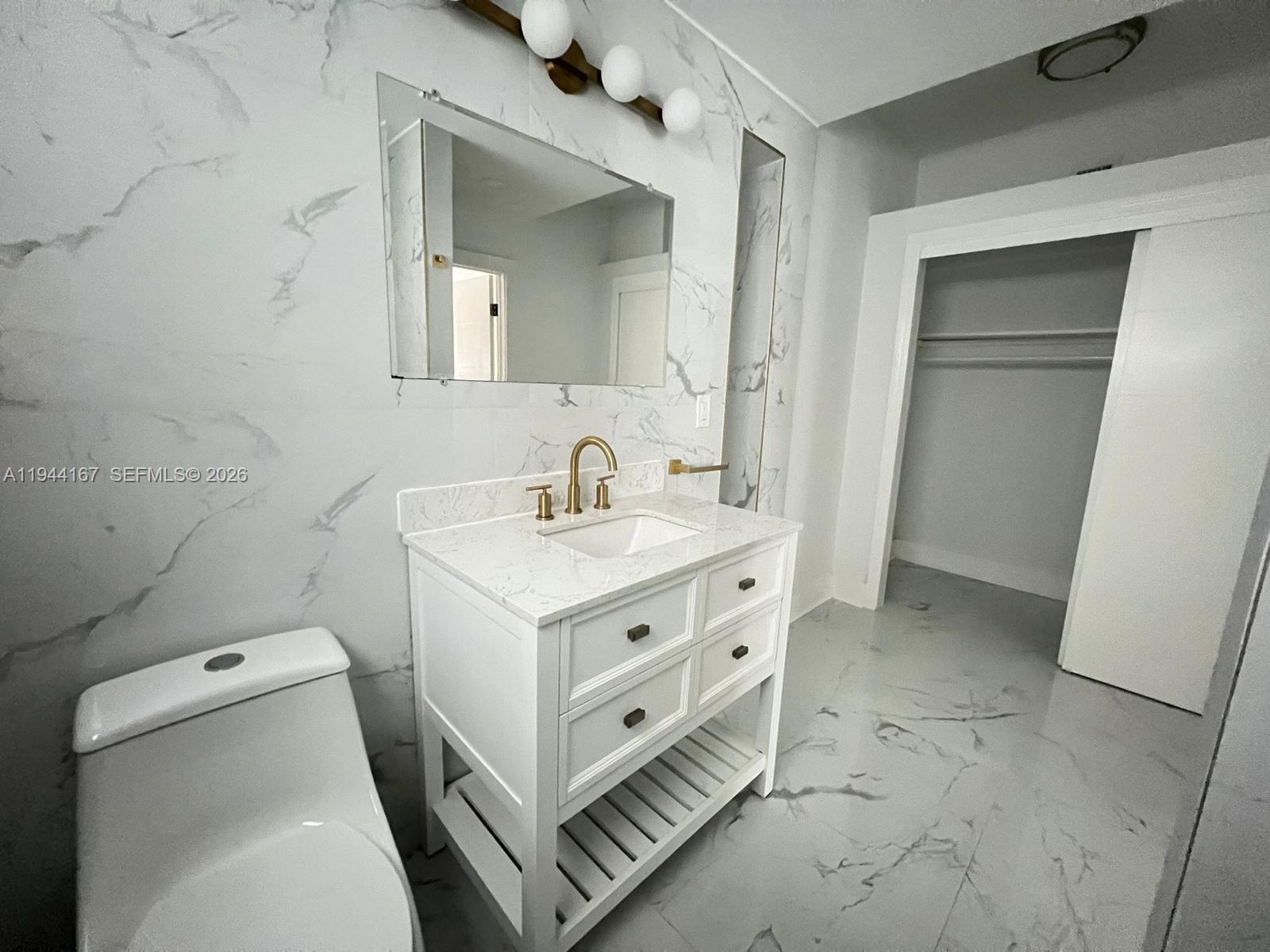 945 79th Ter #2 Miami Beach, FL 33141