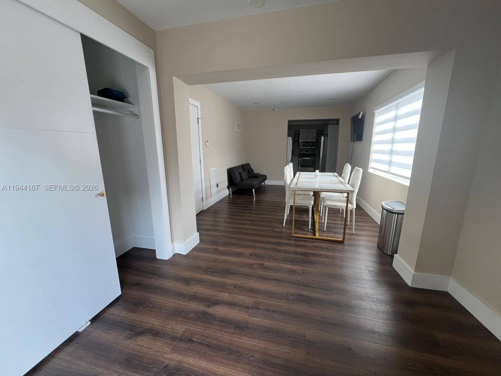 945 79th Ter #2 Miami Beach, FL 33141