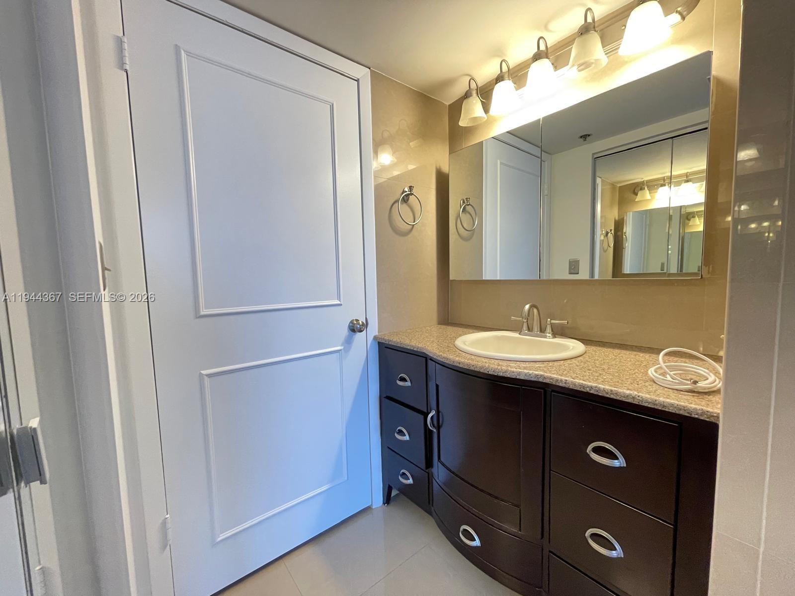 image Brickell Key Ii4