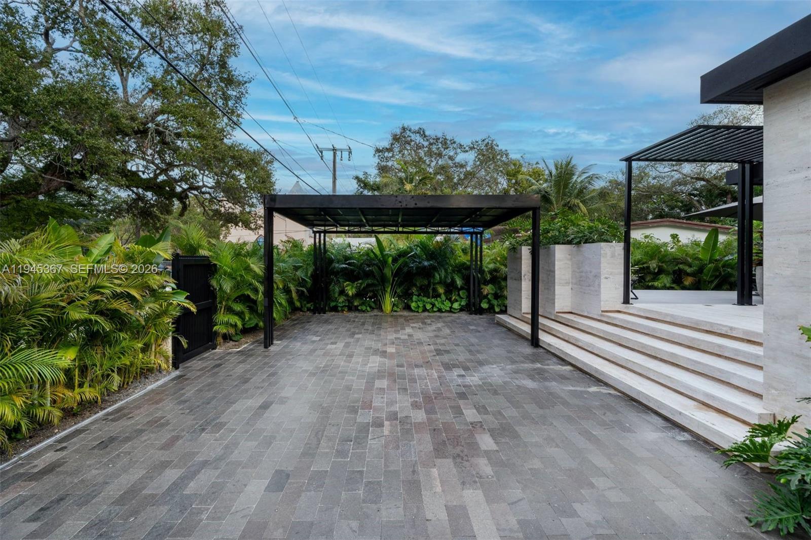 3522 William Ave Miami, FL 33133