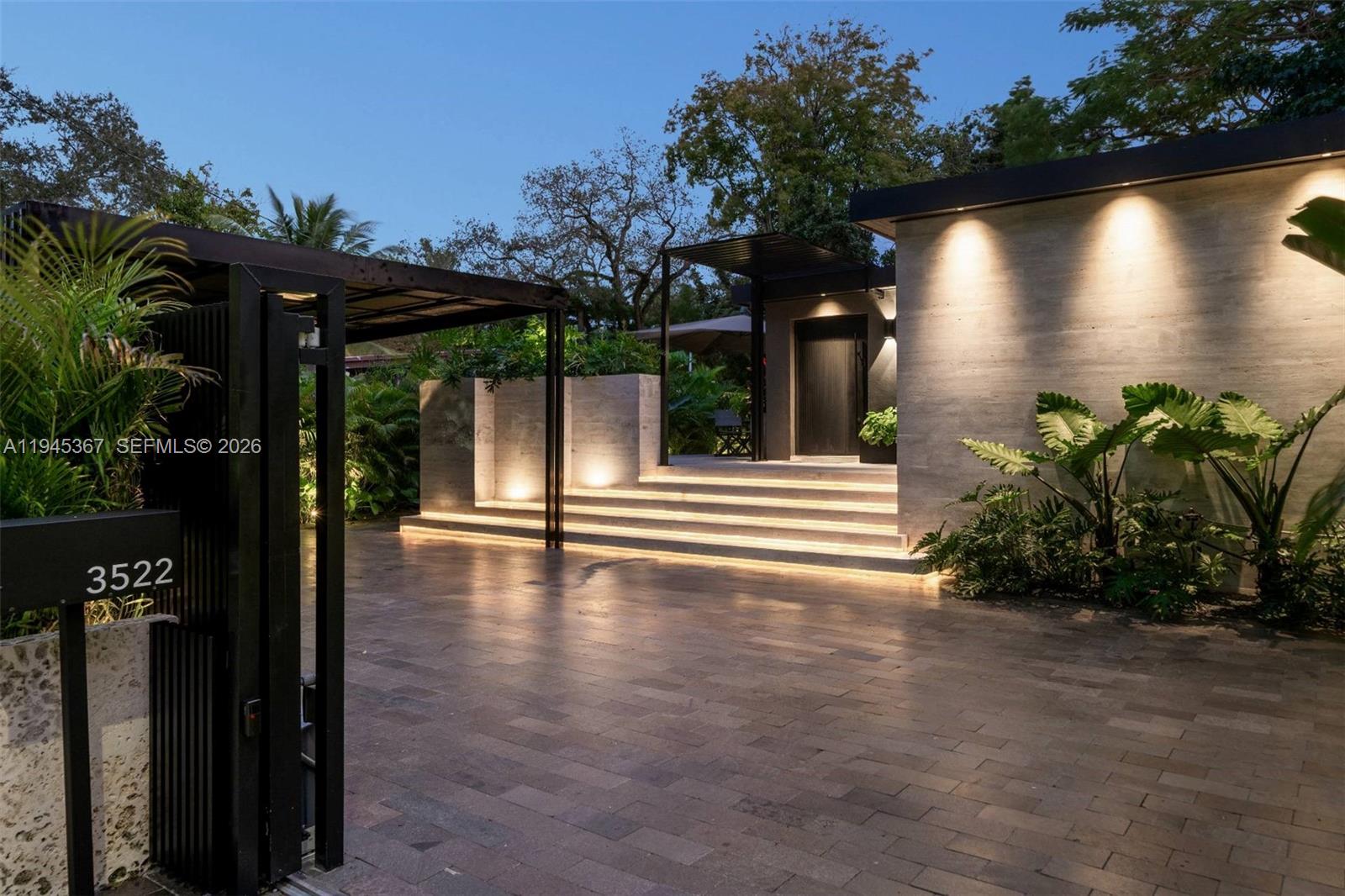 3522 William Ave Miami, FL 33133