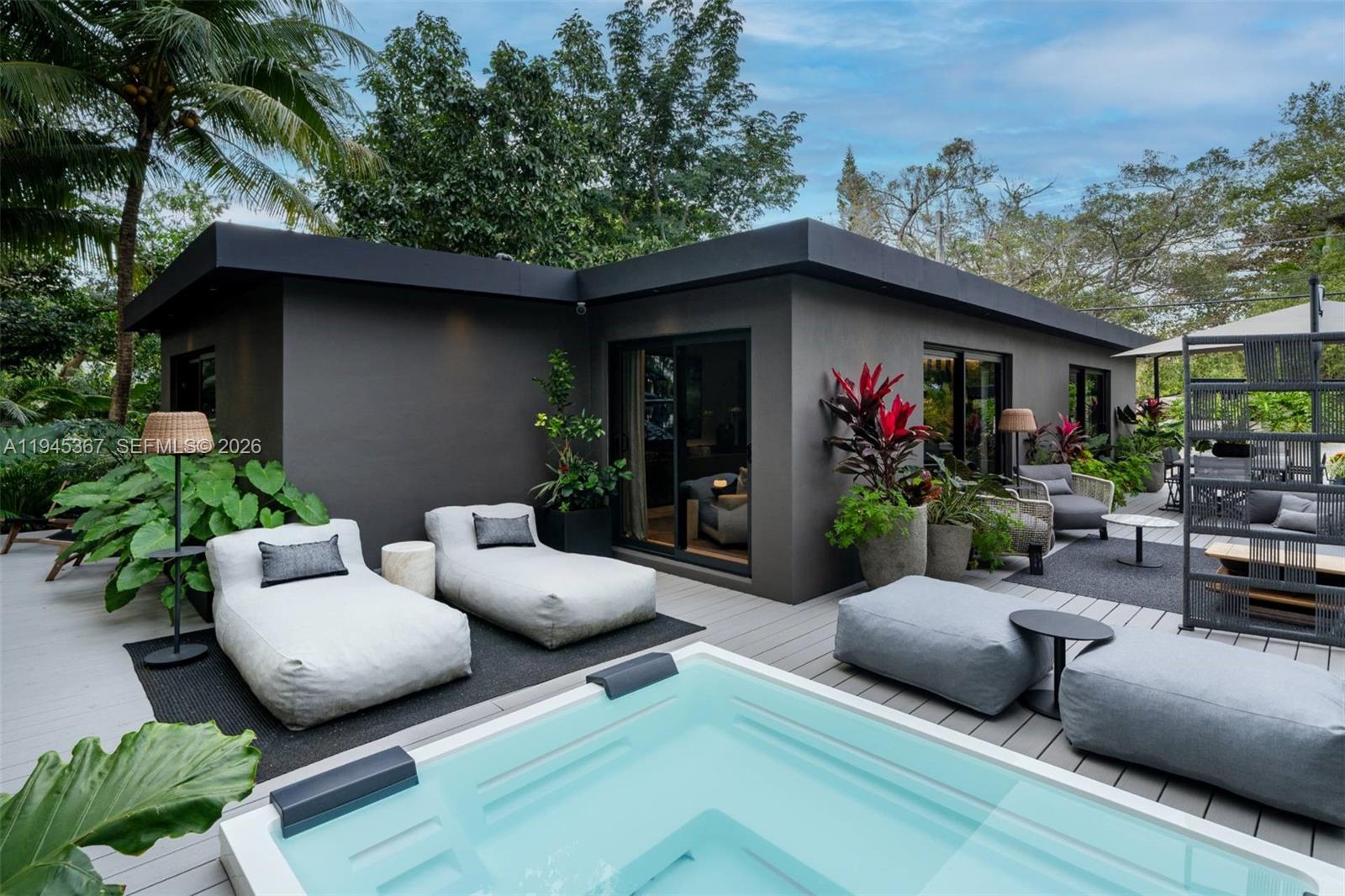 3522 William Ave Miami, FL 33133