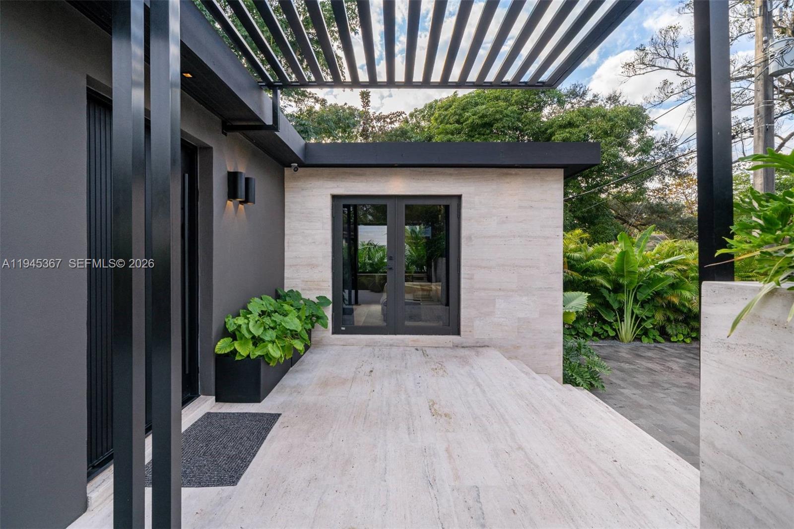 3522 William Ave Miami, FL 33133