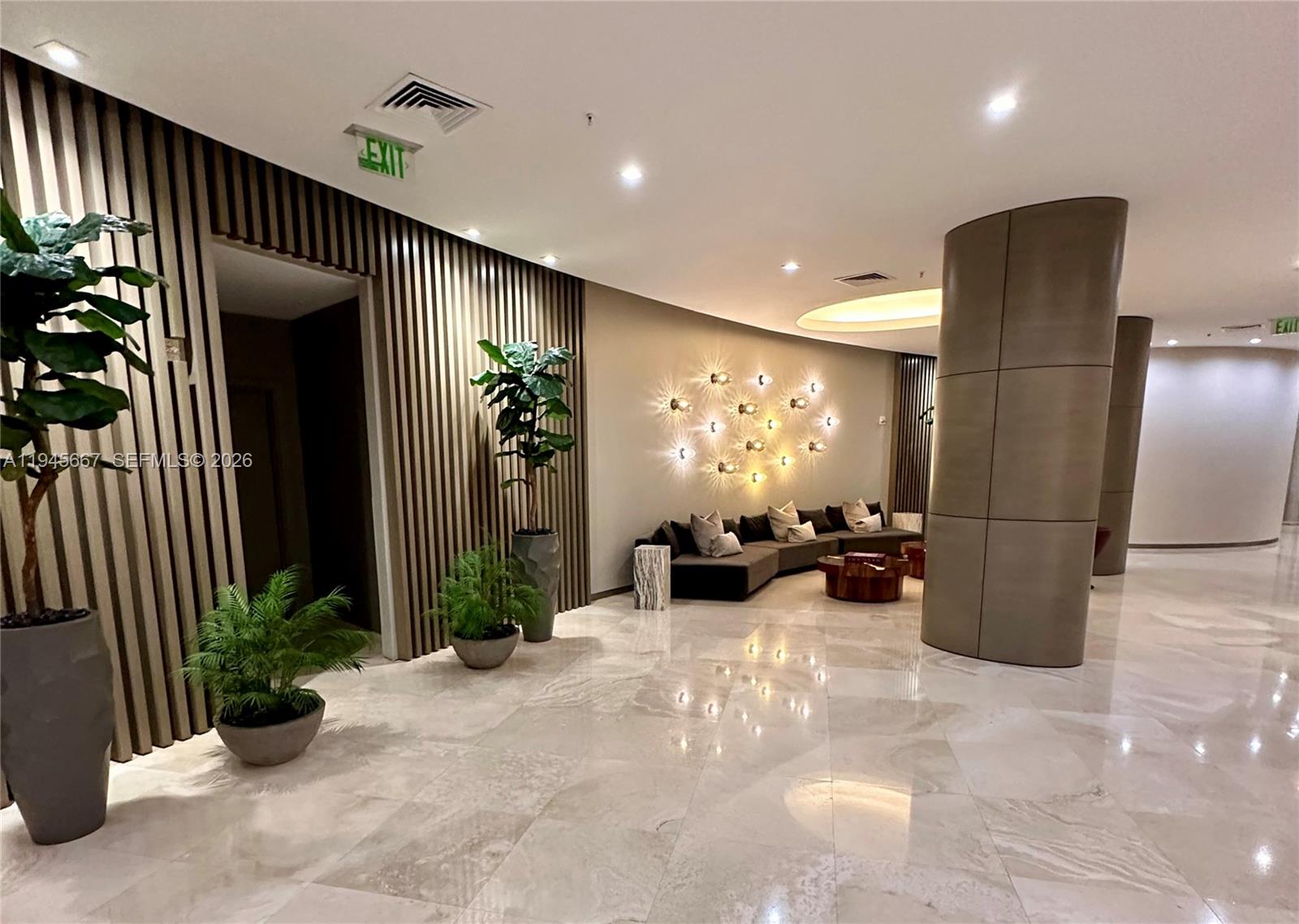 image Harbour House10