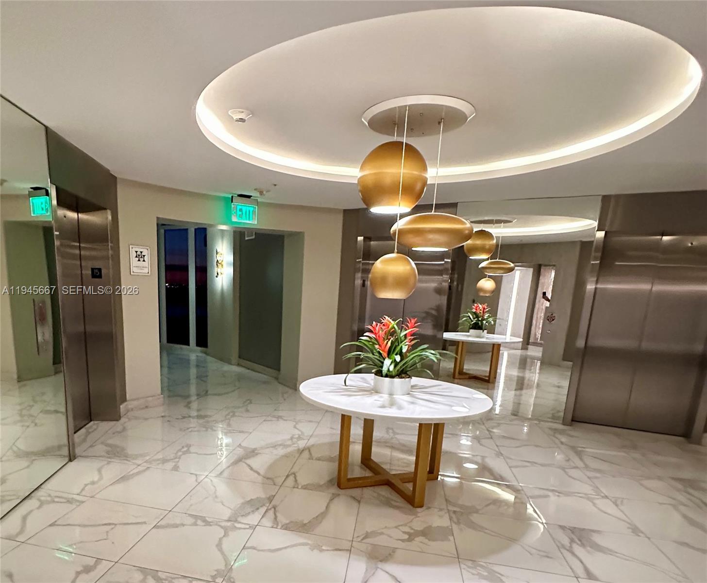 image Harbour House12