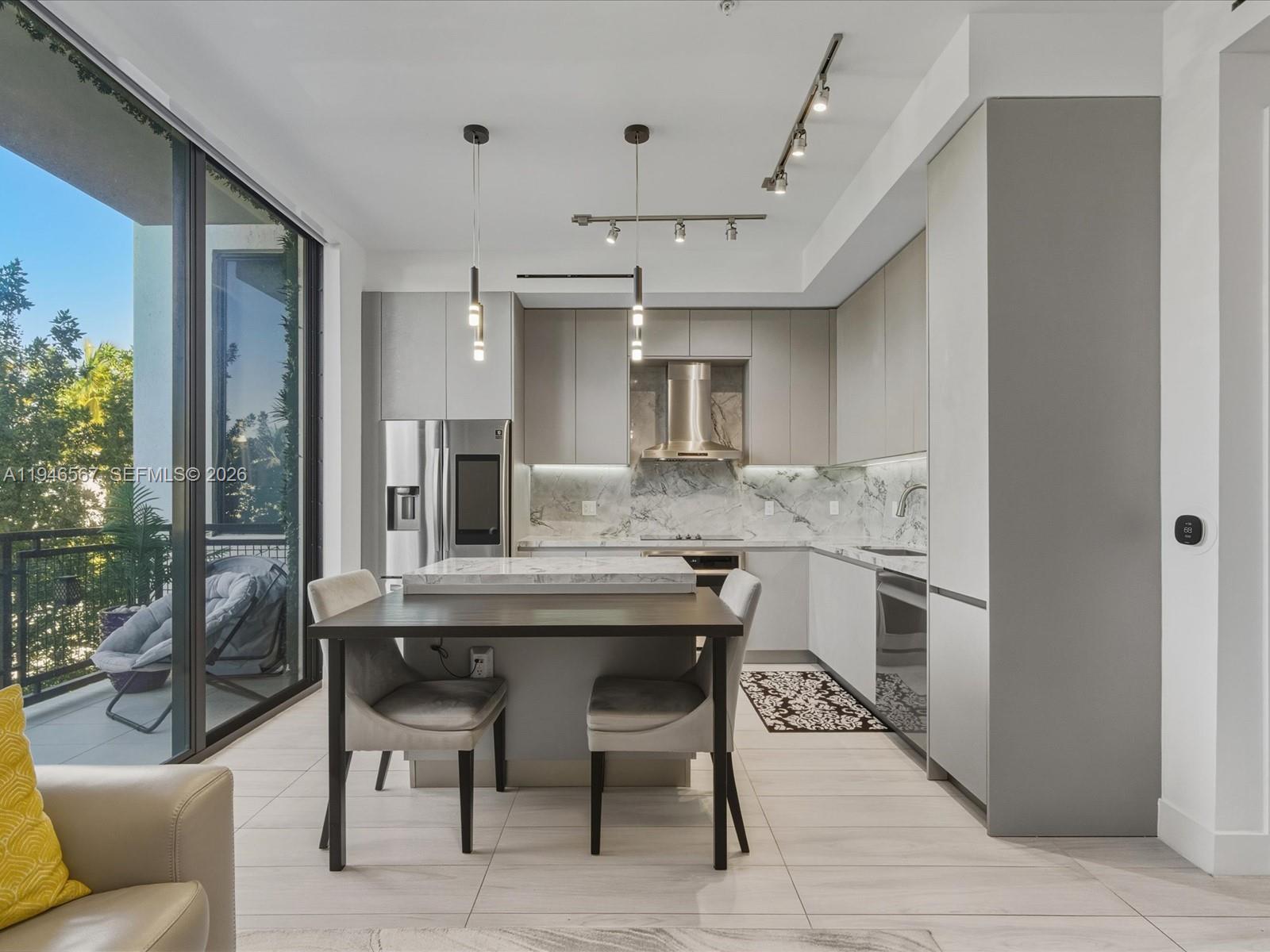 image Ten30 South Beach0