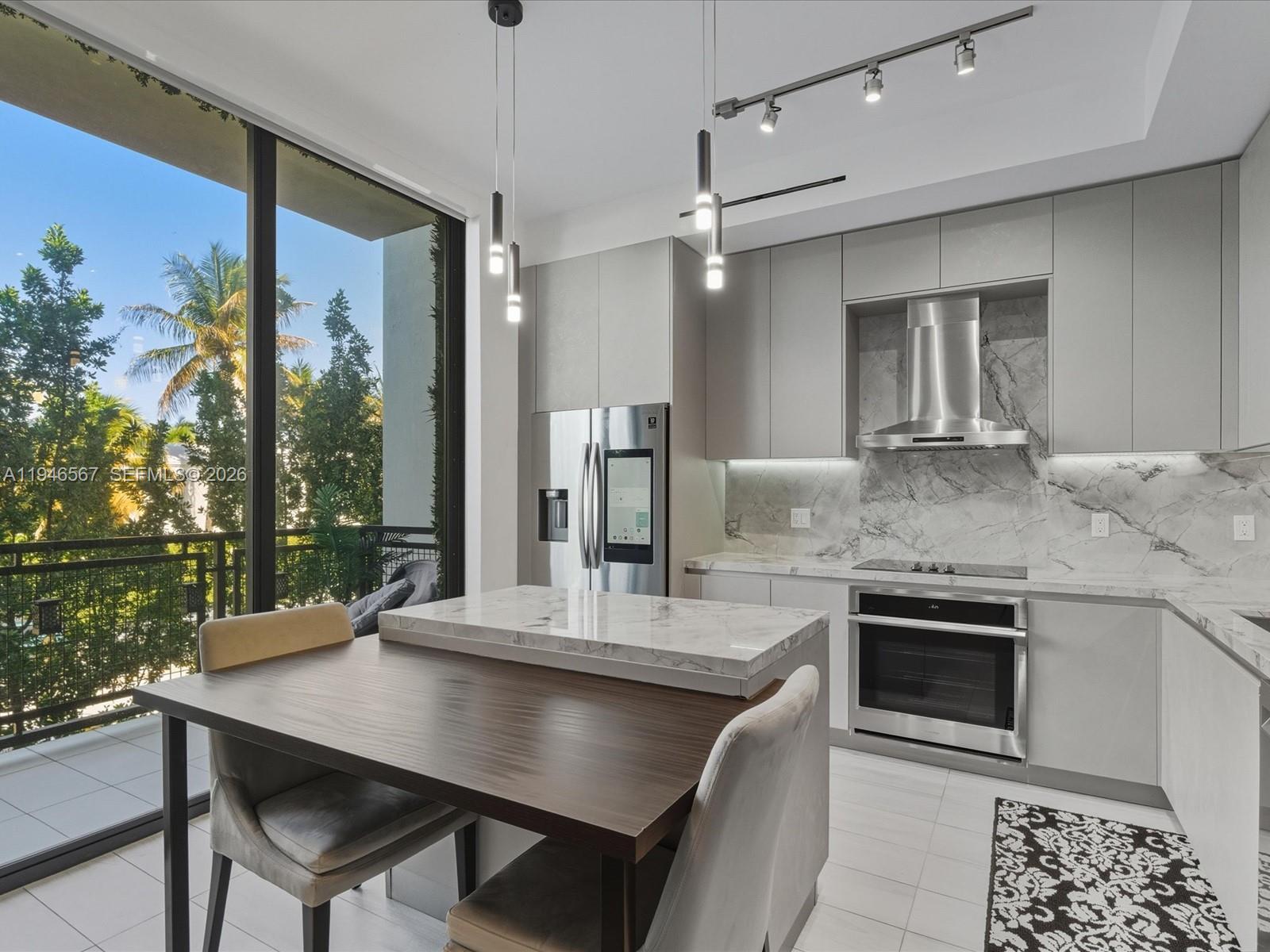 image Ten30 South Beach1