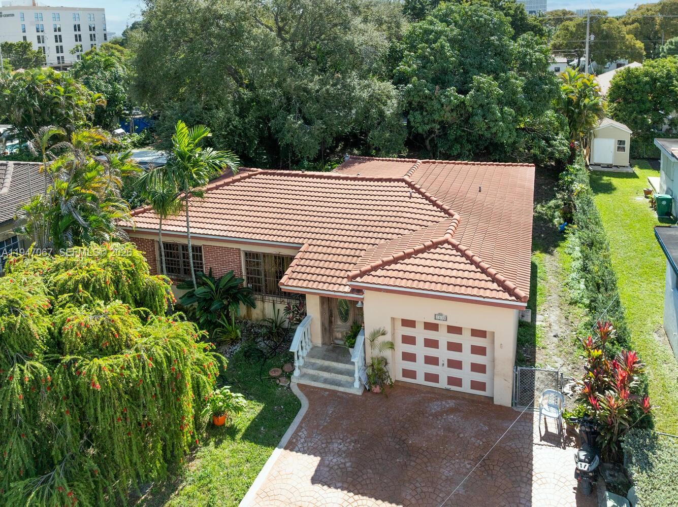 2830 SW 17th St Miami, FL 33145