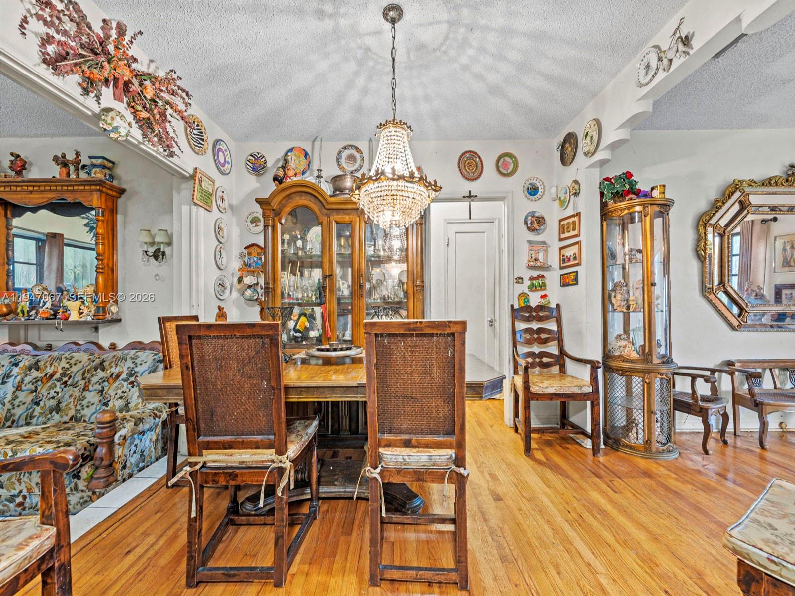 2830 SW 17th St Miami, FL 33145