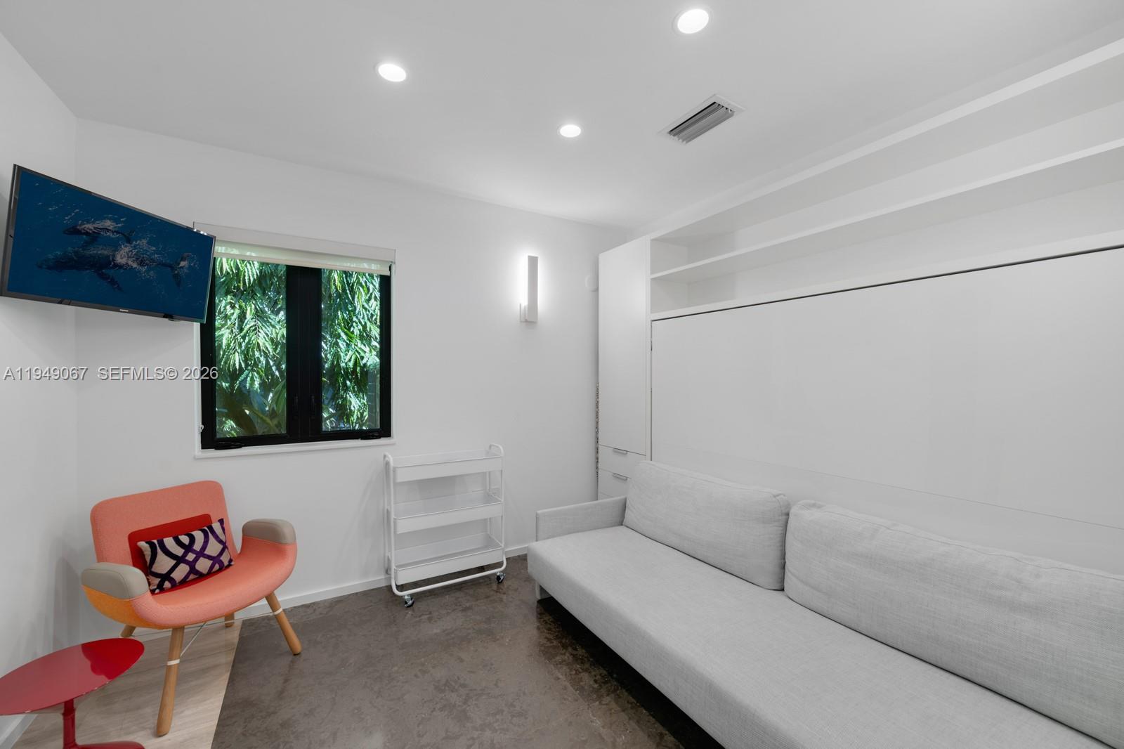 6840 Sunrise Pl Coral Gables, FL 33133