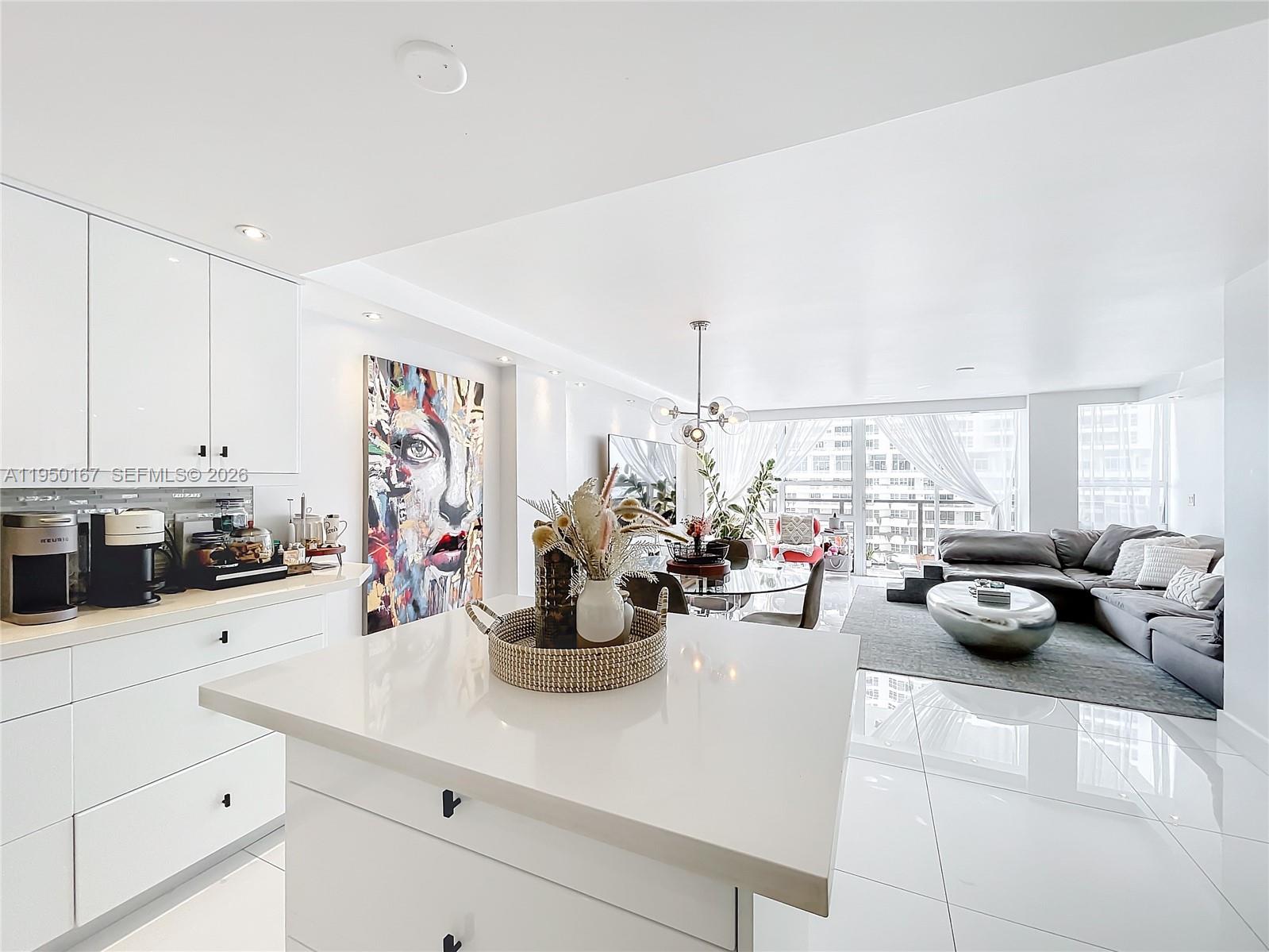 image Charter Club11