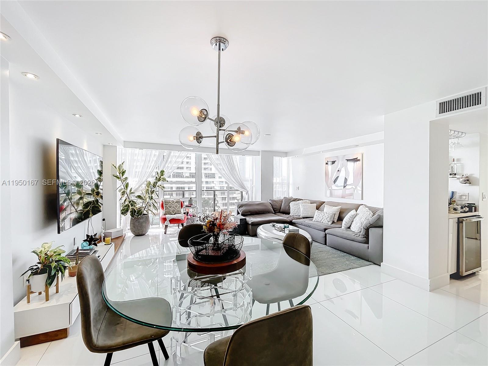 image Charter Club14