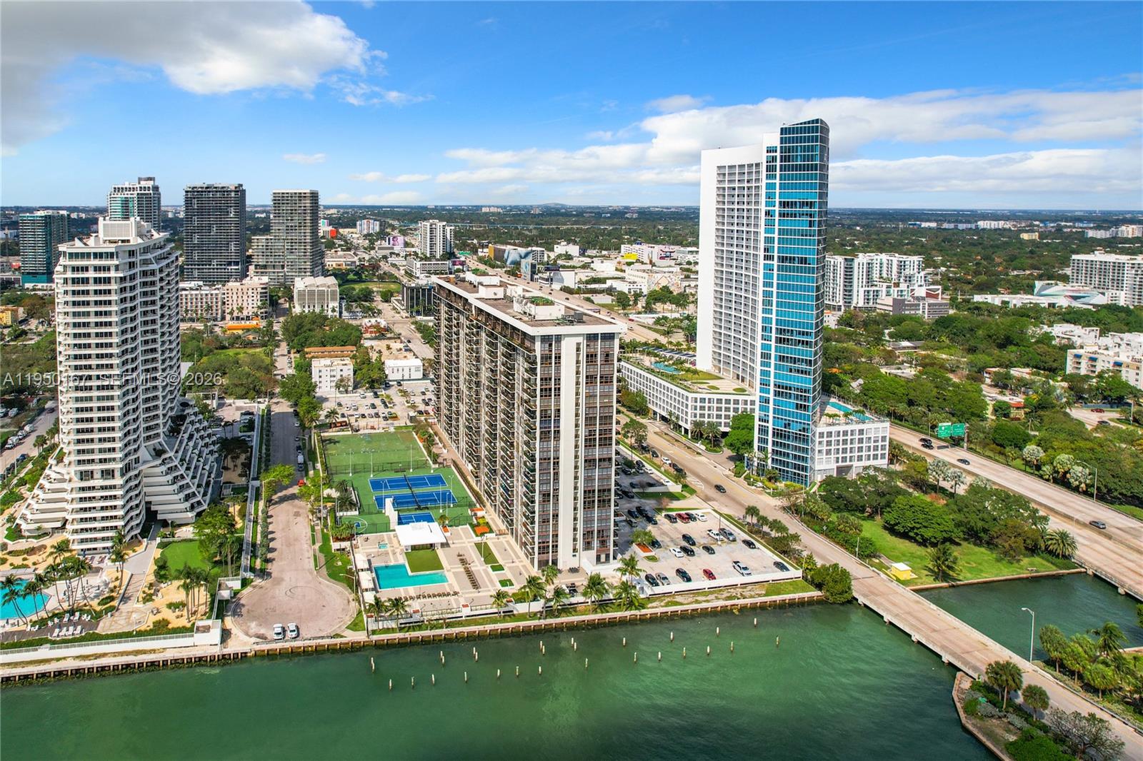 image Charter Club45