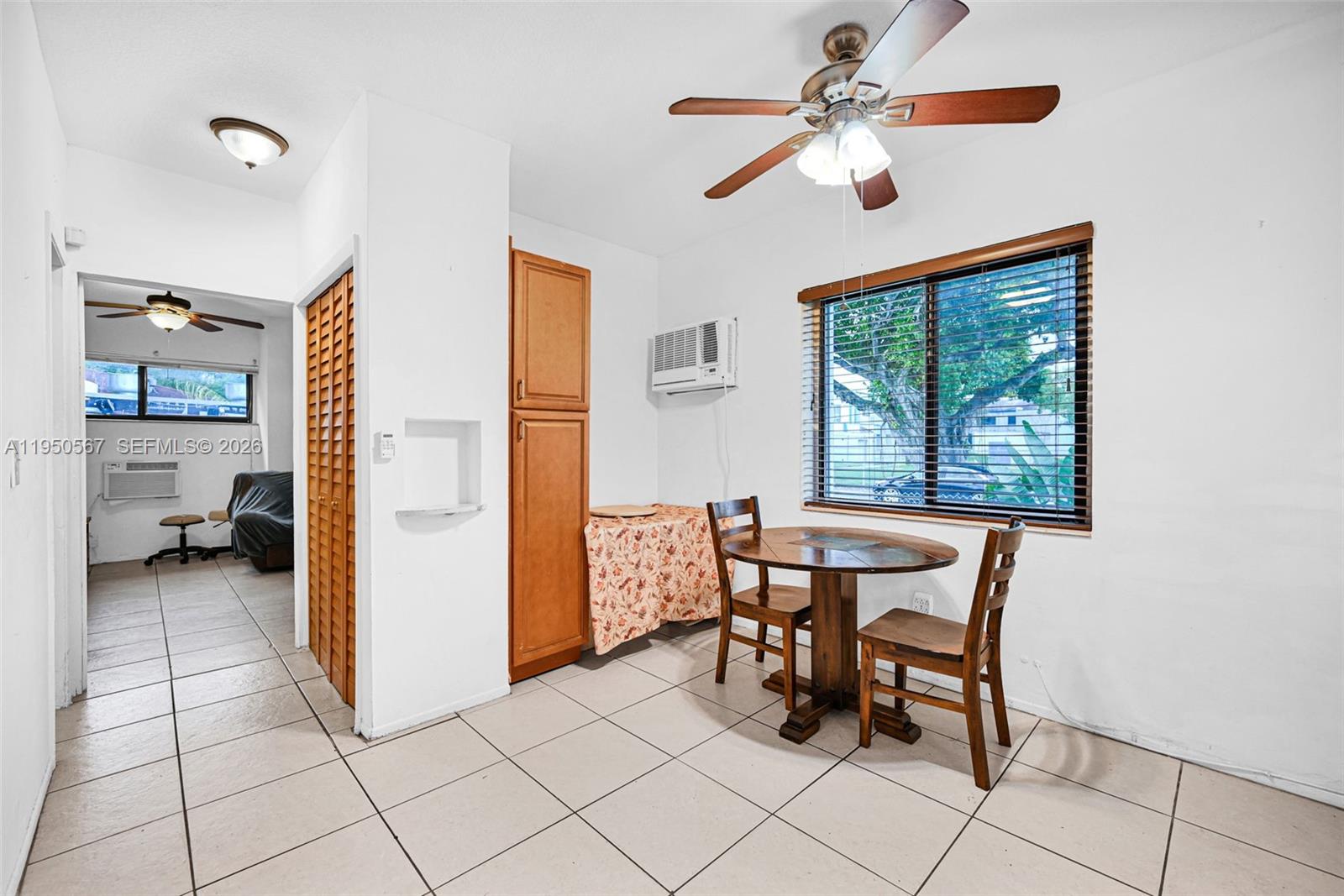 545 NW 77th St Miami, FL 33150