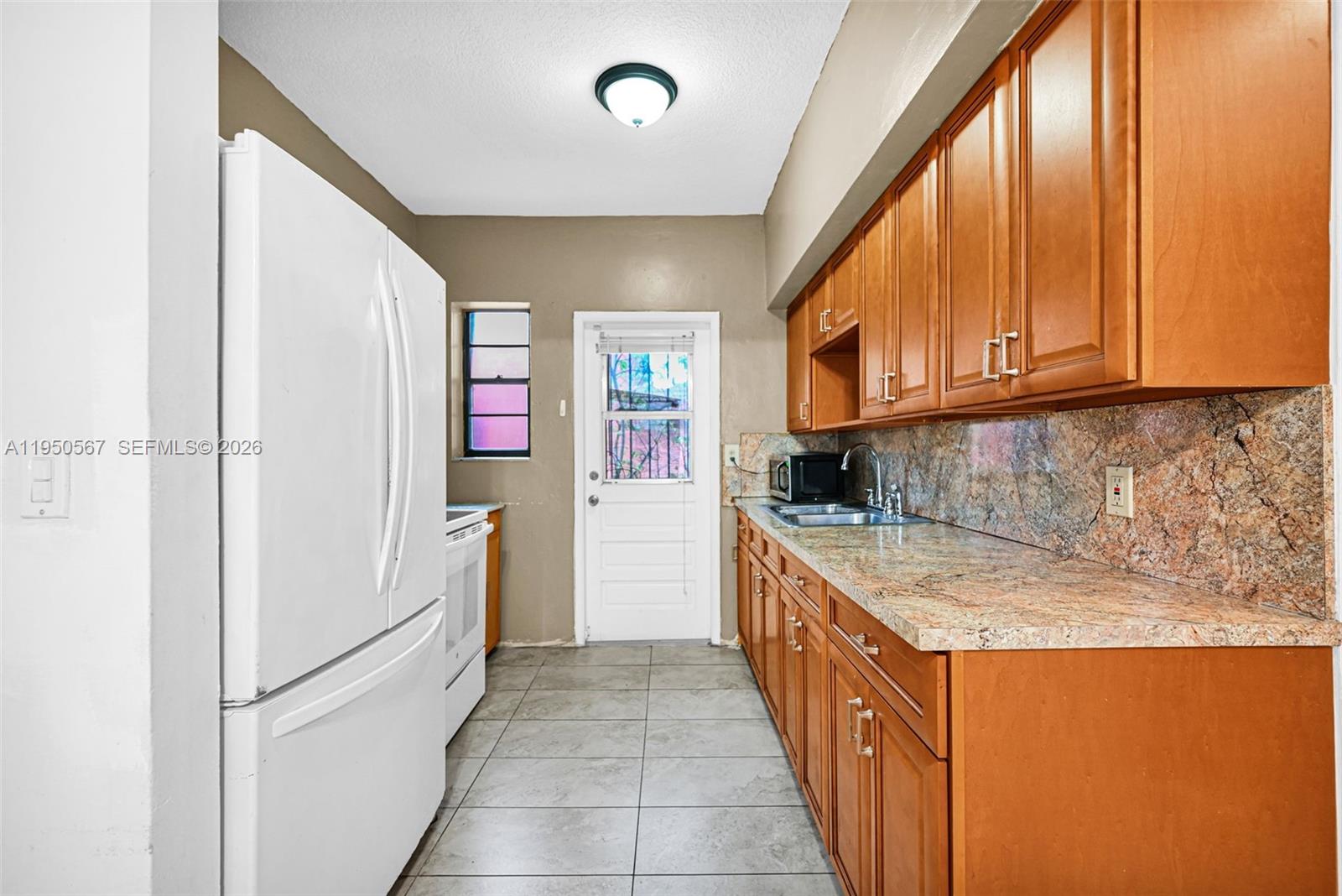 545 NW 77th St Miami, FL 33150