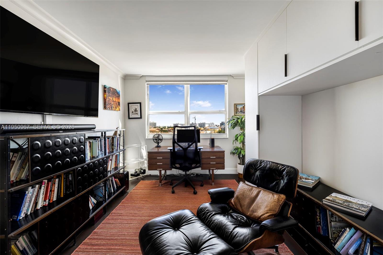 90 Alton Rd #811 Miami Beach, FL 33139