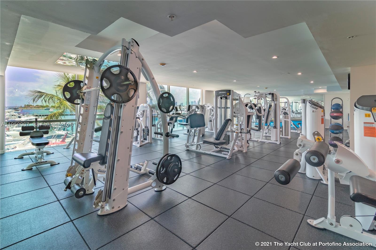 90 Alton Rd #811 Miami Beach, FL 33139