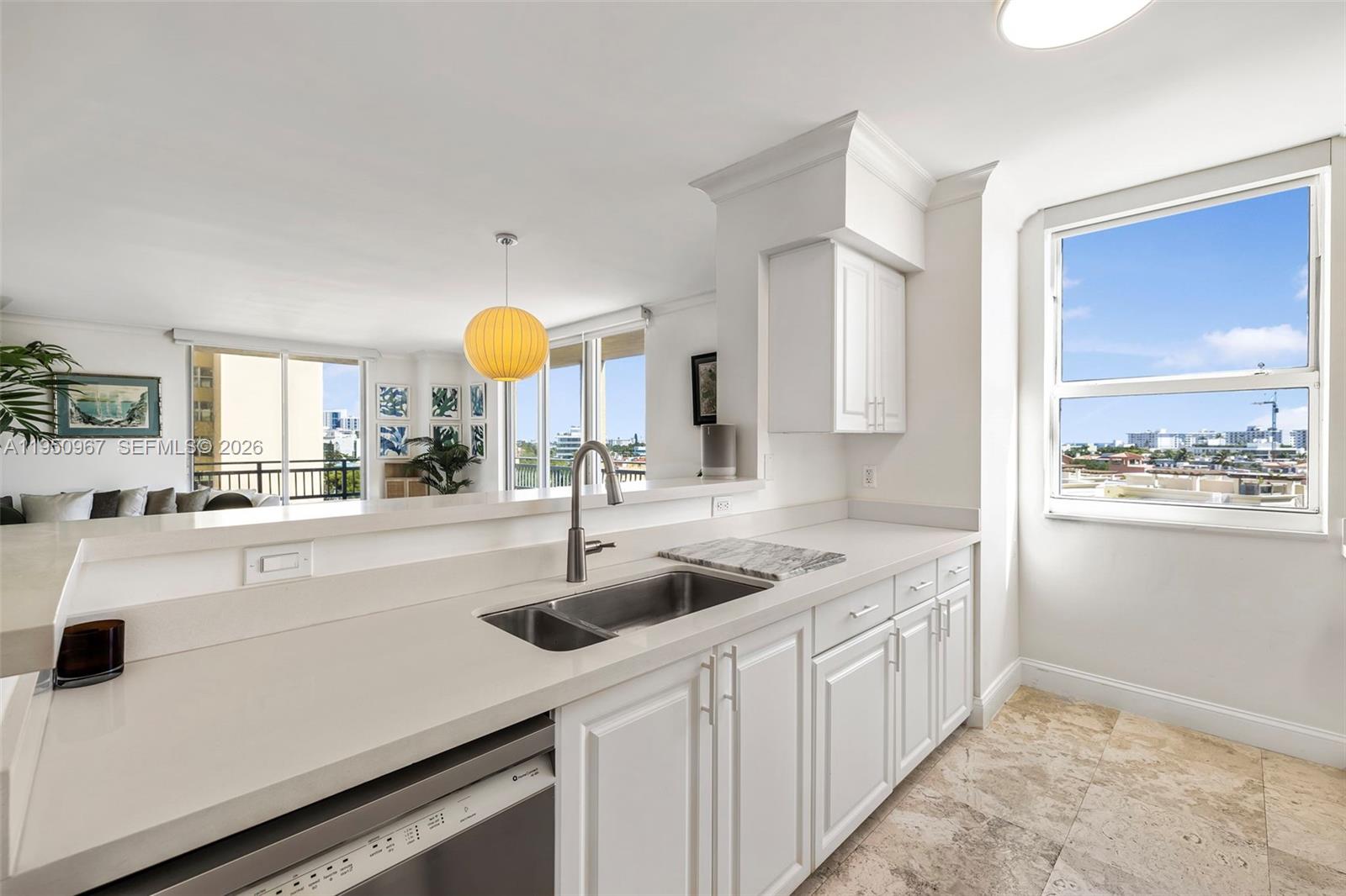 90 Alton Rd #811 Miami Beach, FL 33139