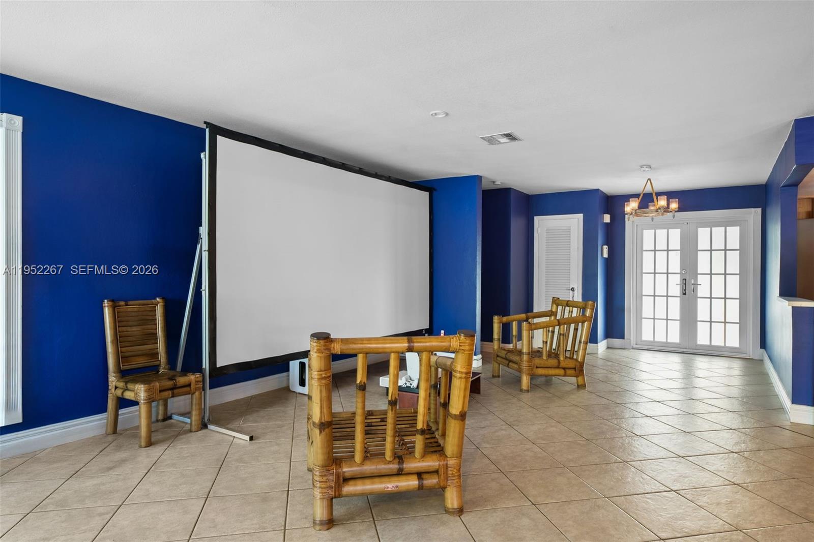 5741 SW 14th St Plantation, FL 33317