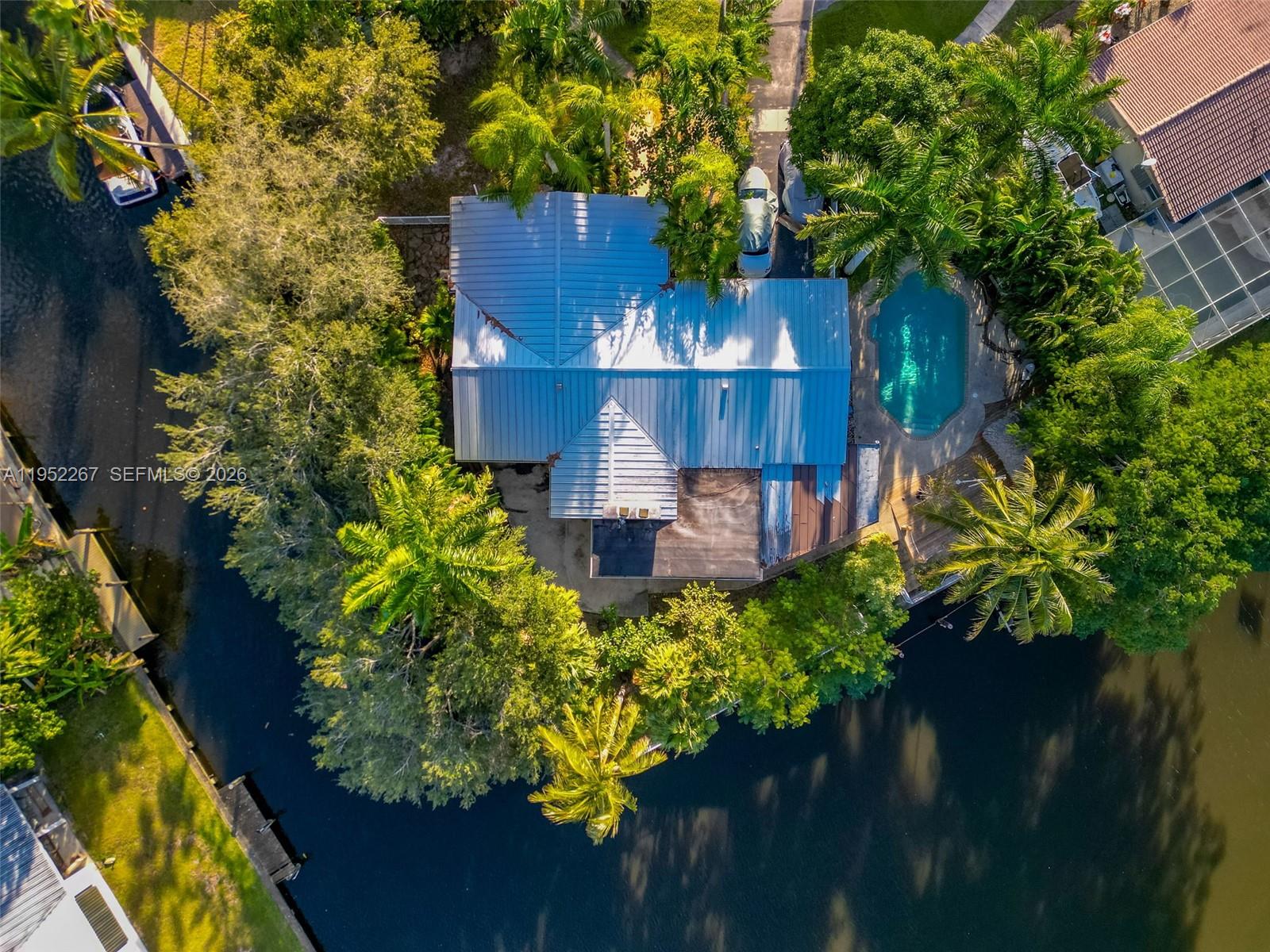 5741 SW 14th St Plantation, FL 33317