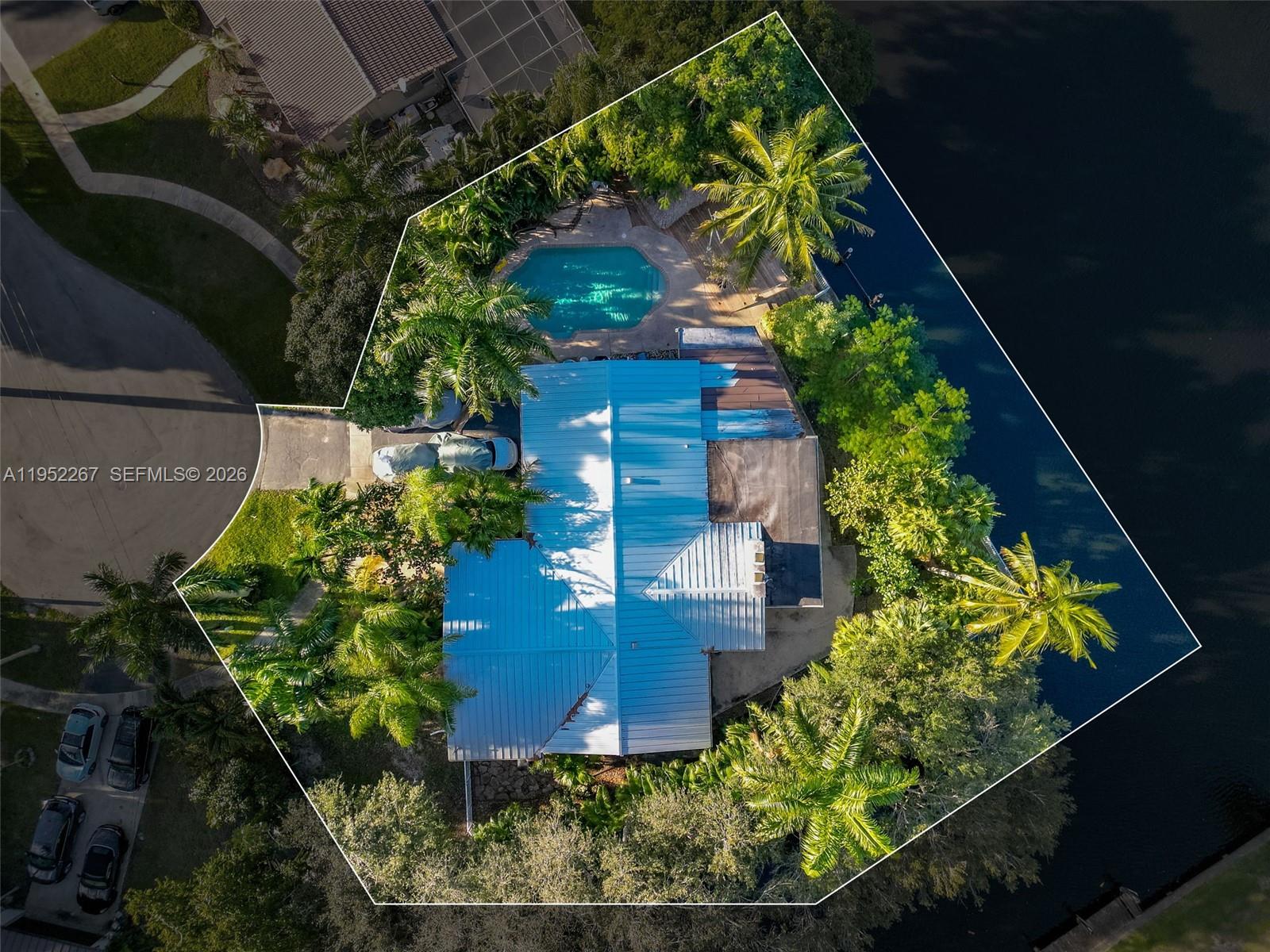 5741 SW 14th St Plantation, FL 33317