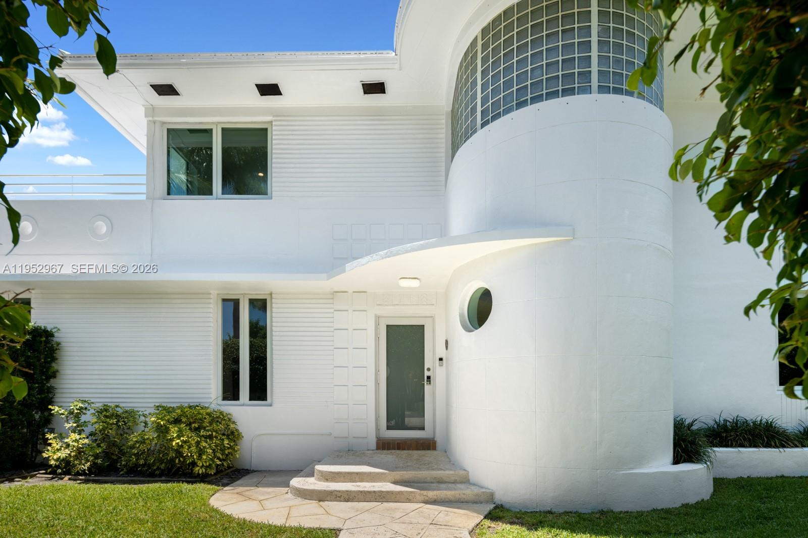 4580 Post Ave Miami Beach, FL 33140