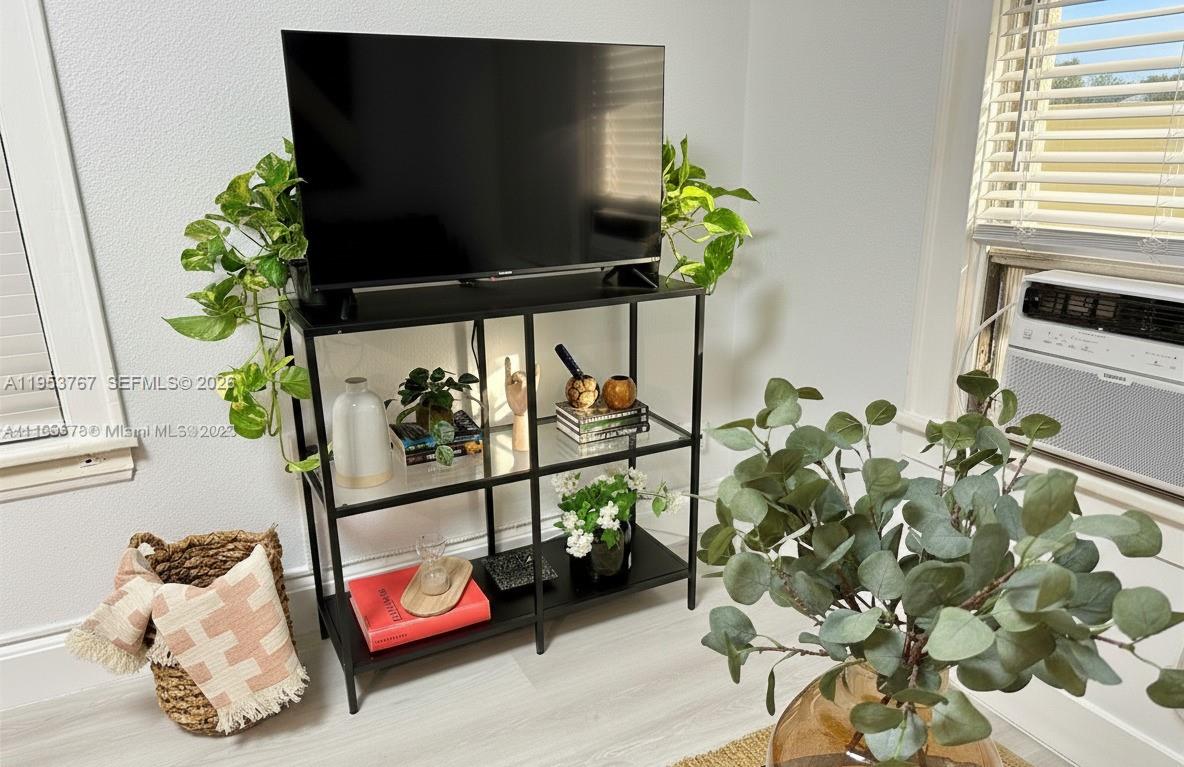 126 Mendoza Ave #2 Coral Gables, FL 33134