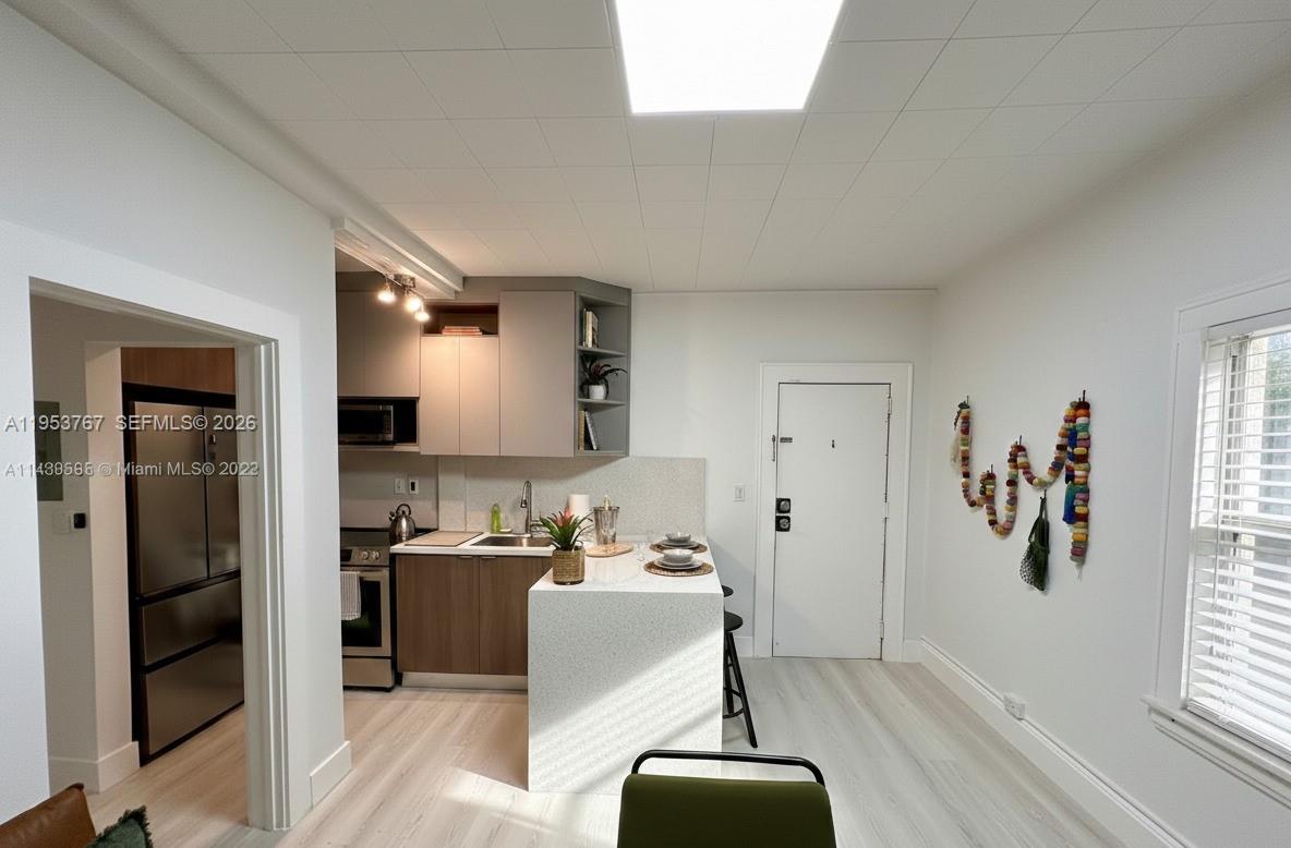 126 Mendoza Ave #2 Coral Gables, FL 33134