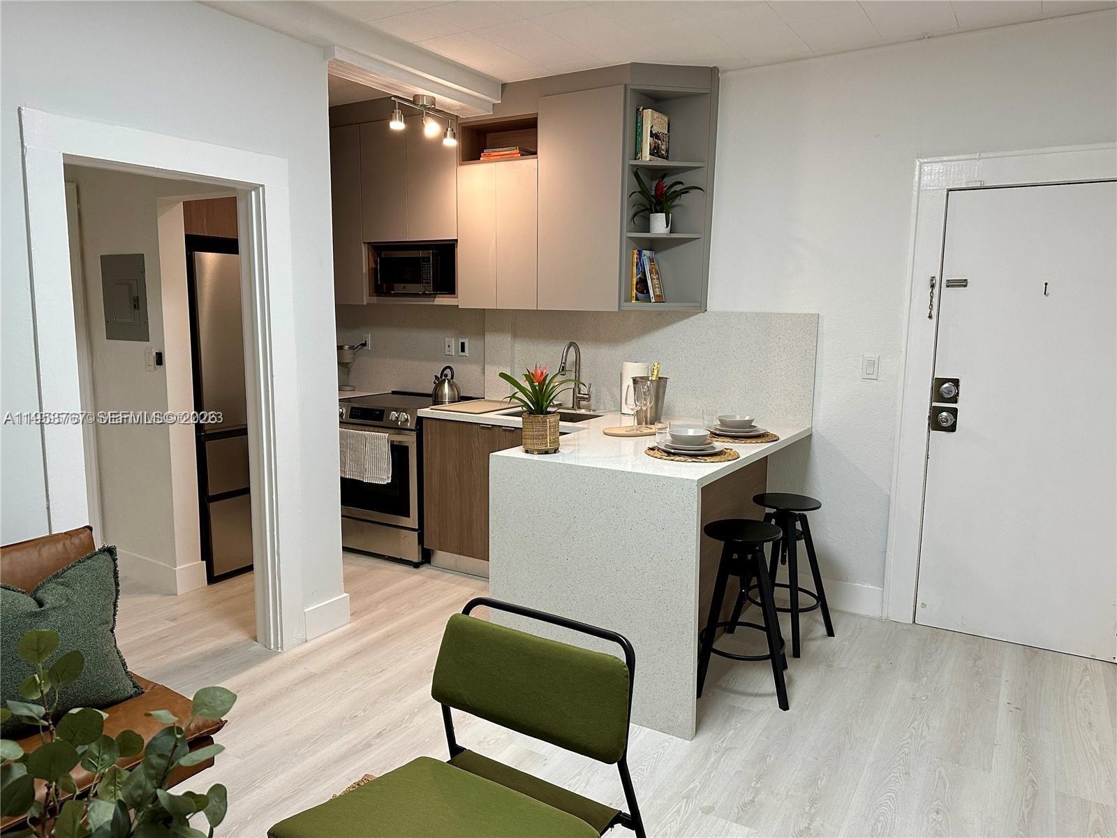 126 Mendoza Ave #2 Coral Gables, FL 33134