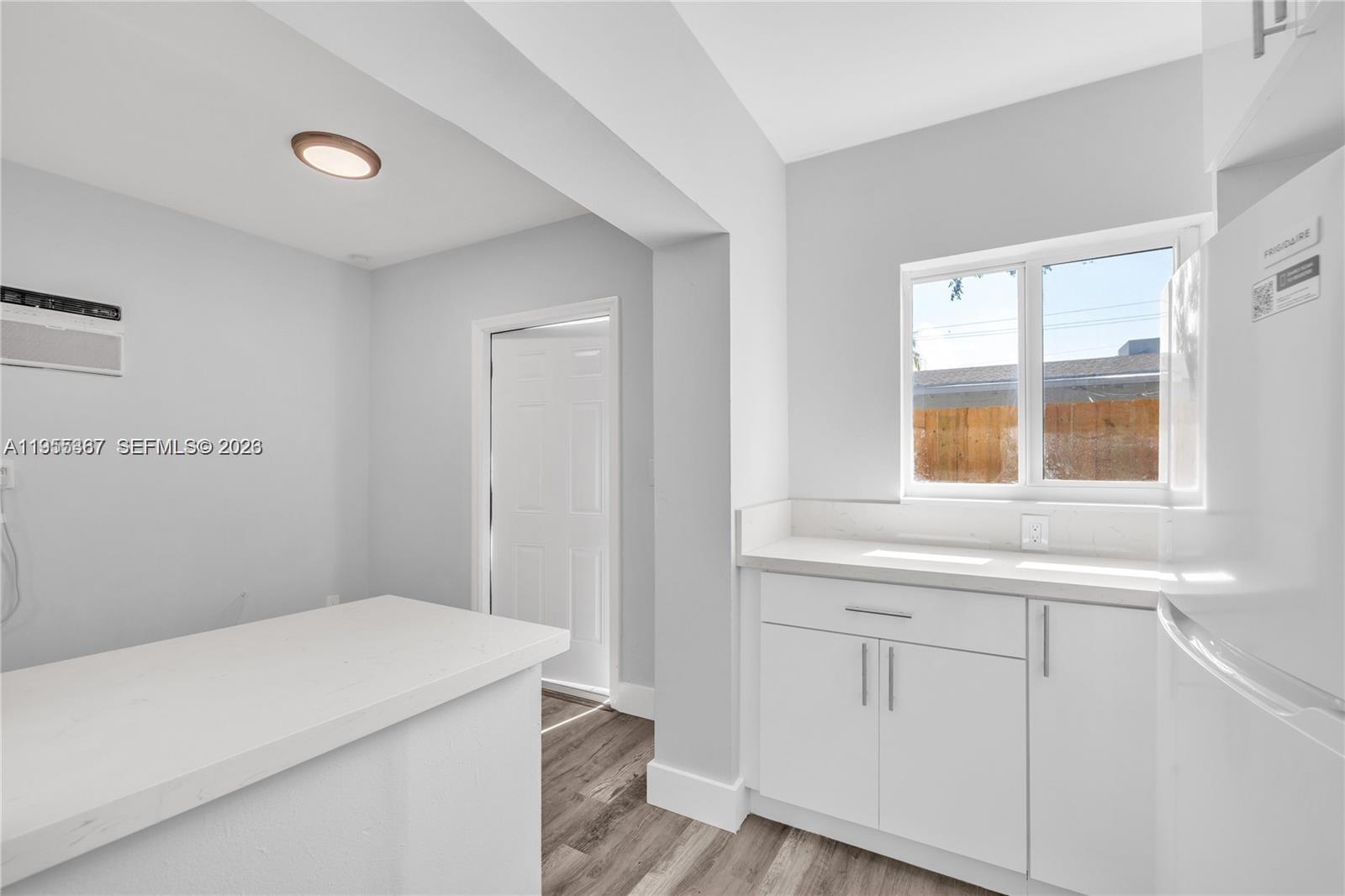 2729 SW 18th St #2 Miami, FL 33145