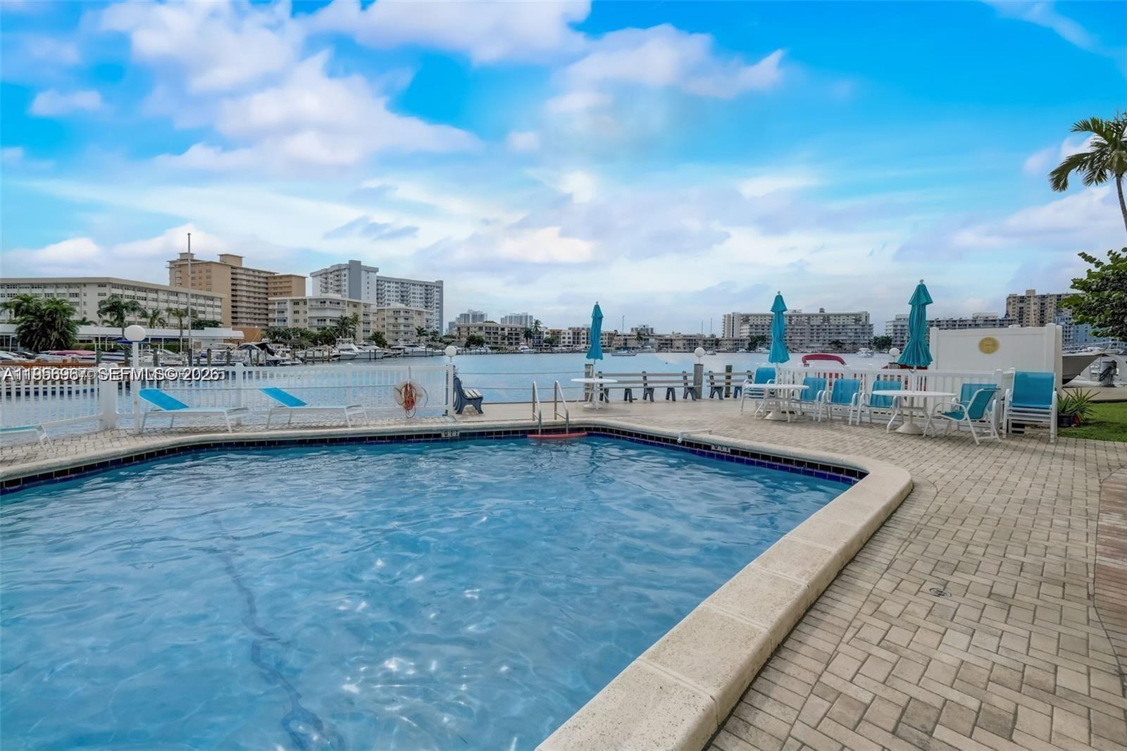 2500 Diana Dr #104 Hallandale Beach, FL 33009