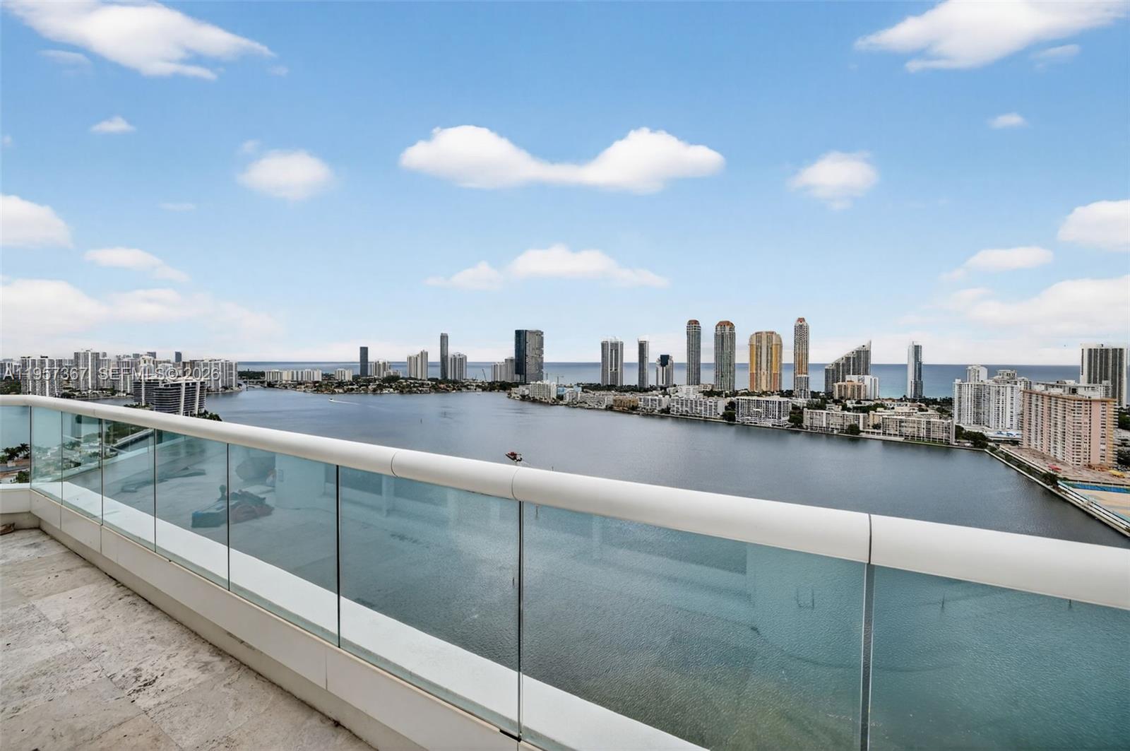 2600 Island Blvd #PH-1 Aventura, FL 33160