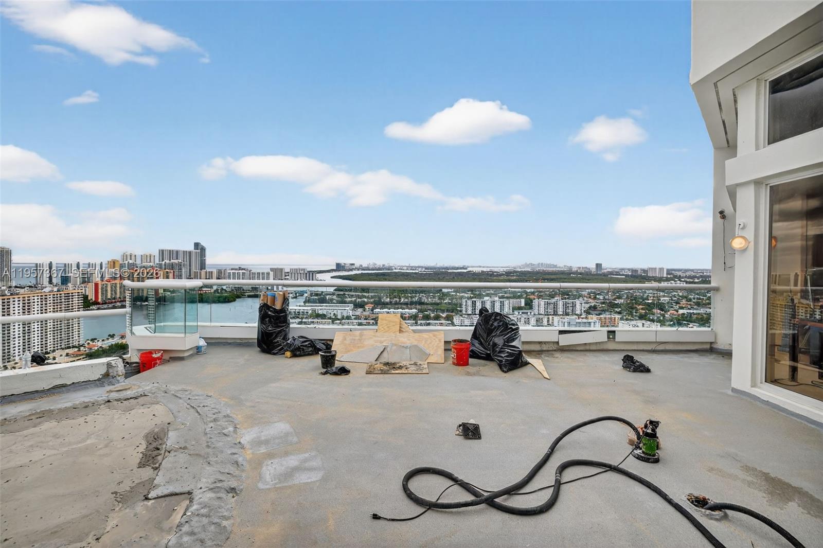 2600 Island Blvd #PH-1 Aventura, FL 33160