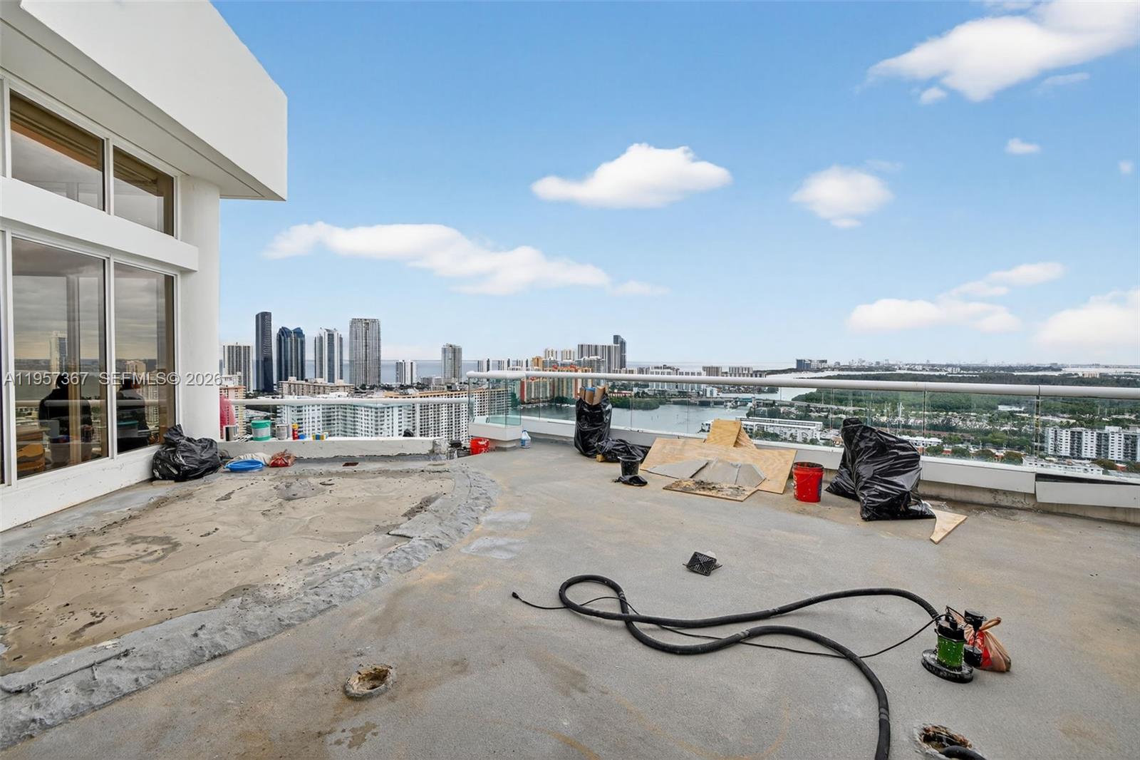 2600 Island Blvd #PH-1 Aventura, FL 33160