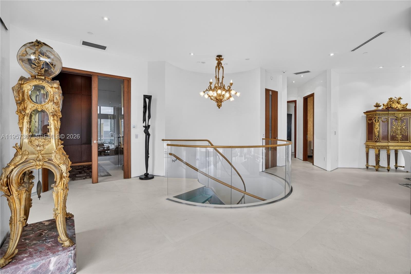 2600 Island Blvd #PH-1 Aventura, FL 33160