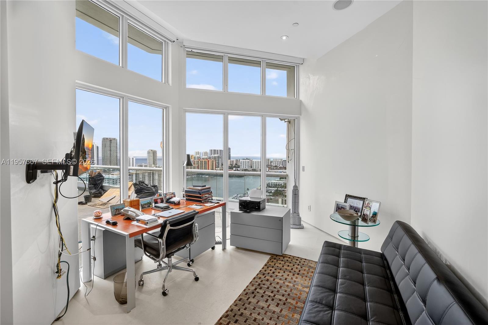 2600 Island Blvd #PH-1 Aventura, FL 33160