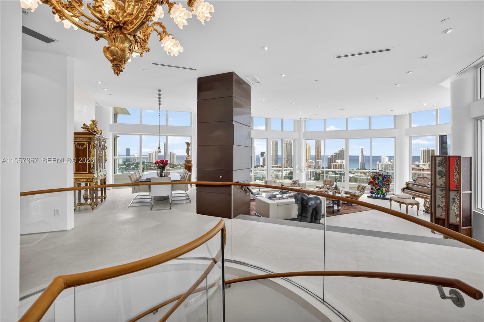 2600 Island Blvd #PH-1 Aventura, FL 33160