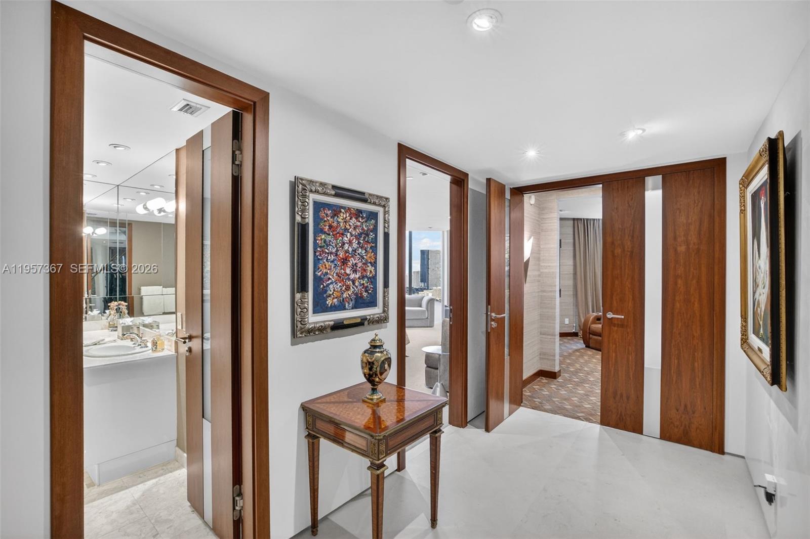 2600 Island Blvd #PH-1 Aventura, FL 33160