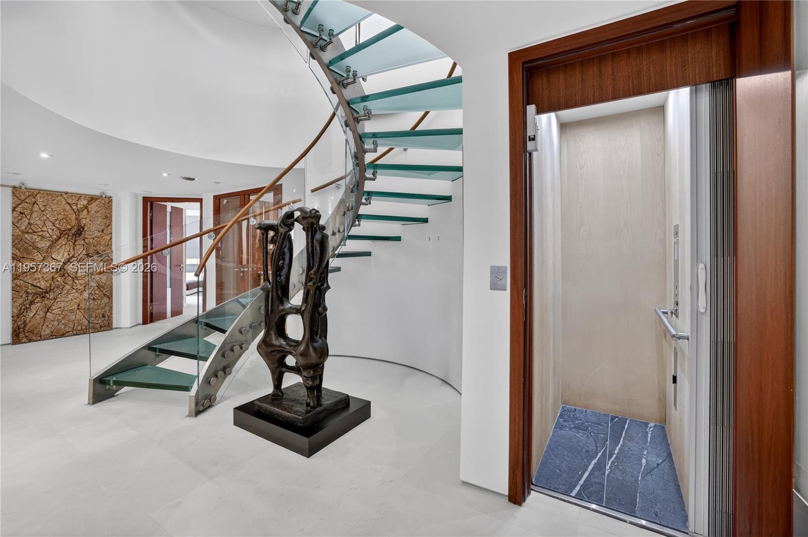 2600 Island Blvd #PH-1 Aventura, FL 33160