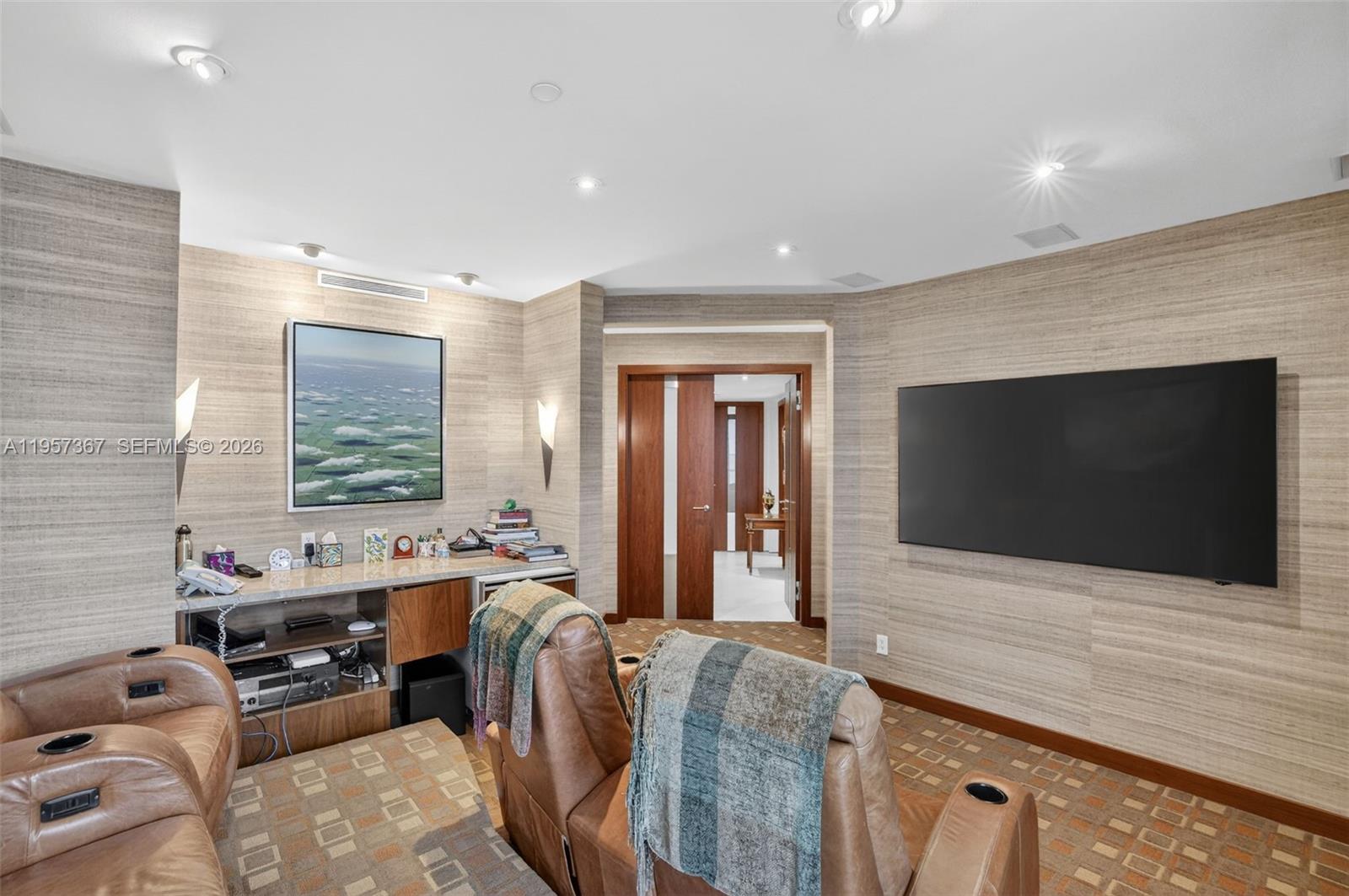 2600 Island Blvd #PH-1 Aventura, FL 33160