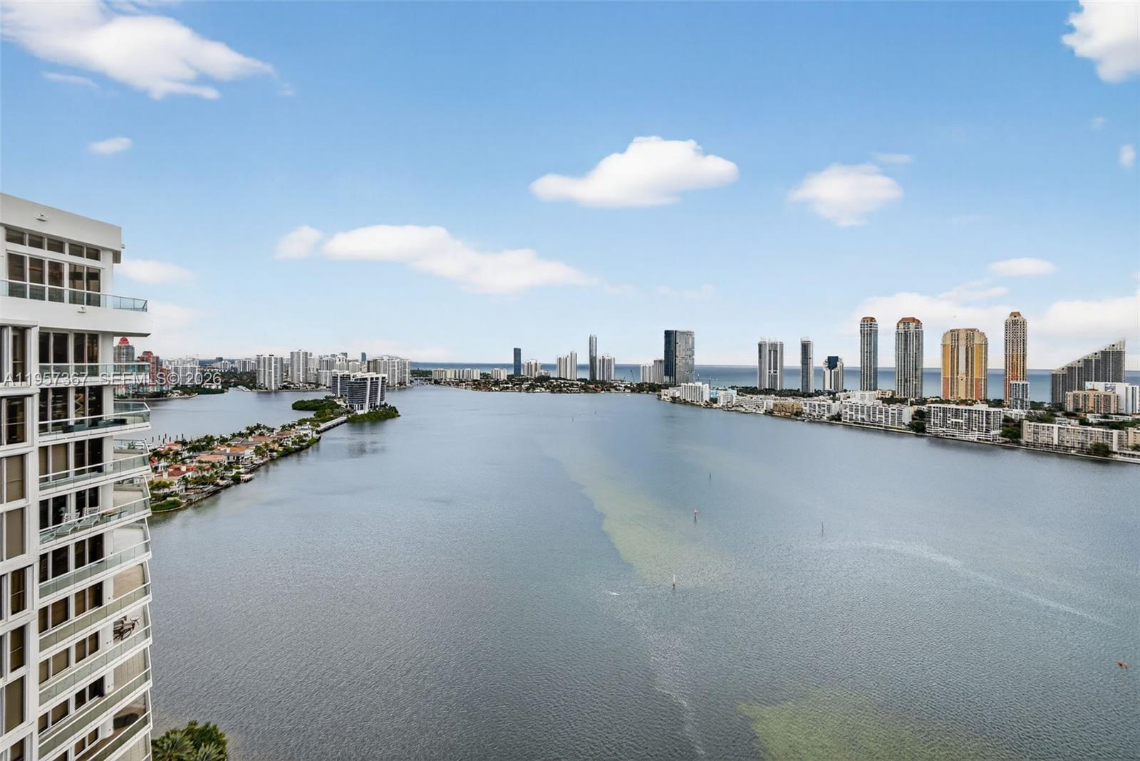 2600 Island Blvd #PH-1 Aventura, FL 33160