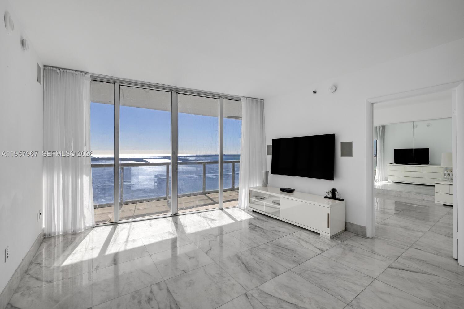 image Icon Brickell I12