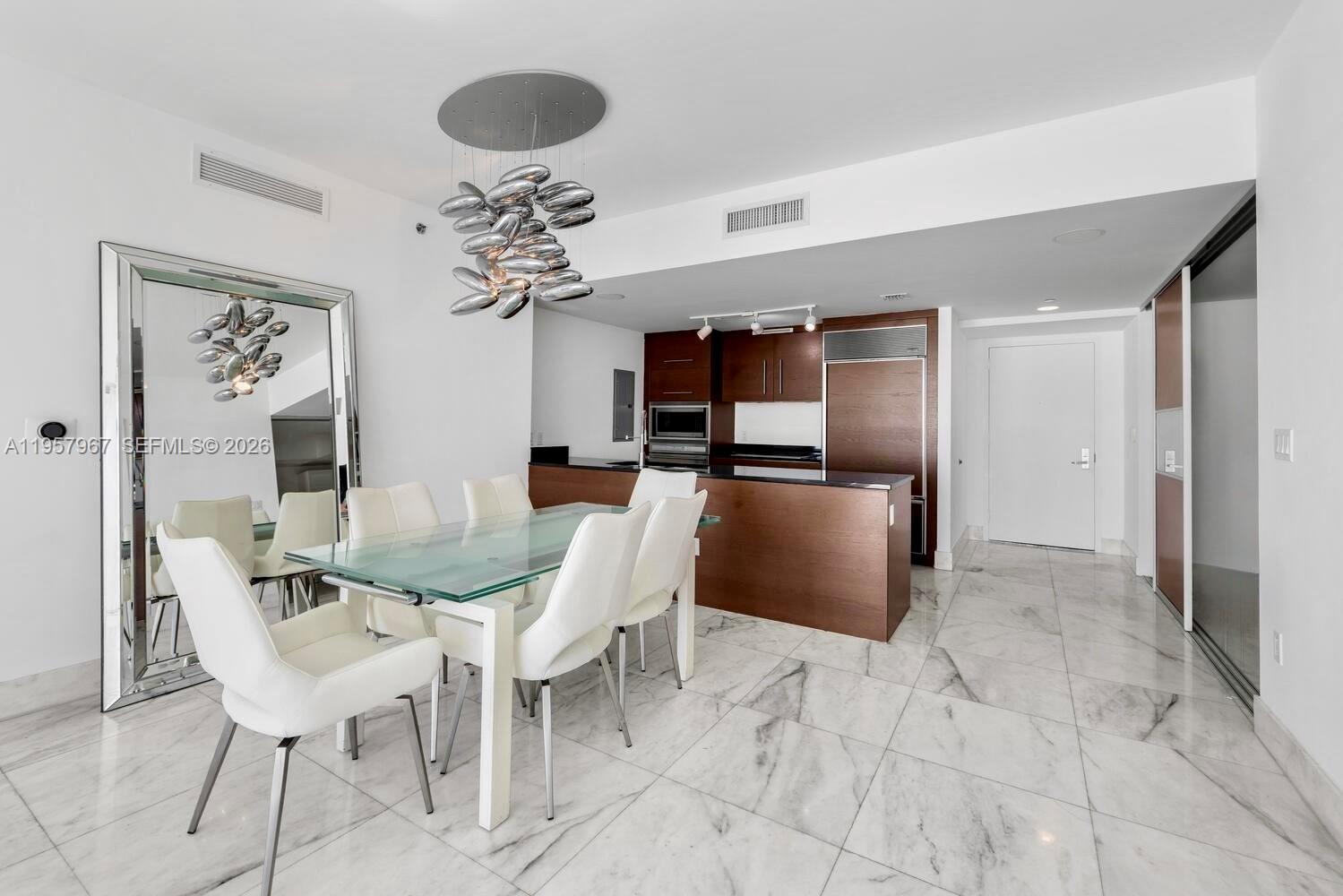 image Icon Brickell I5