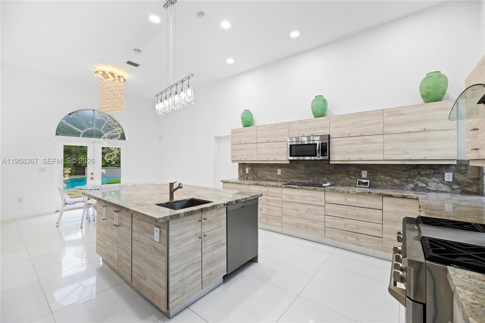 12300 Old Cutler Rd #1 Pinecrest, FL 33156